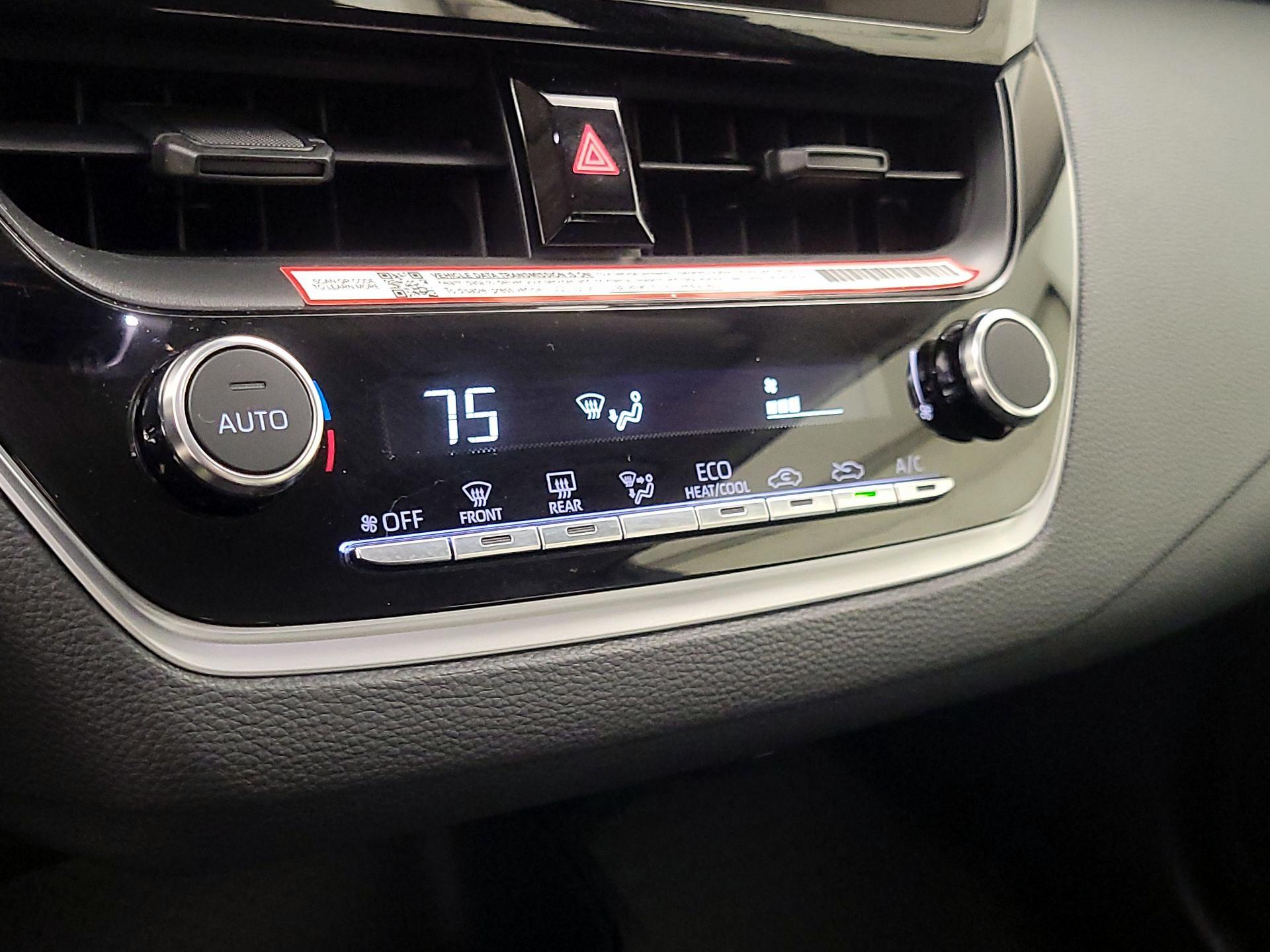 Thumbnail: 2025 Toyota Corolla - 16