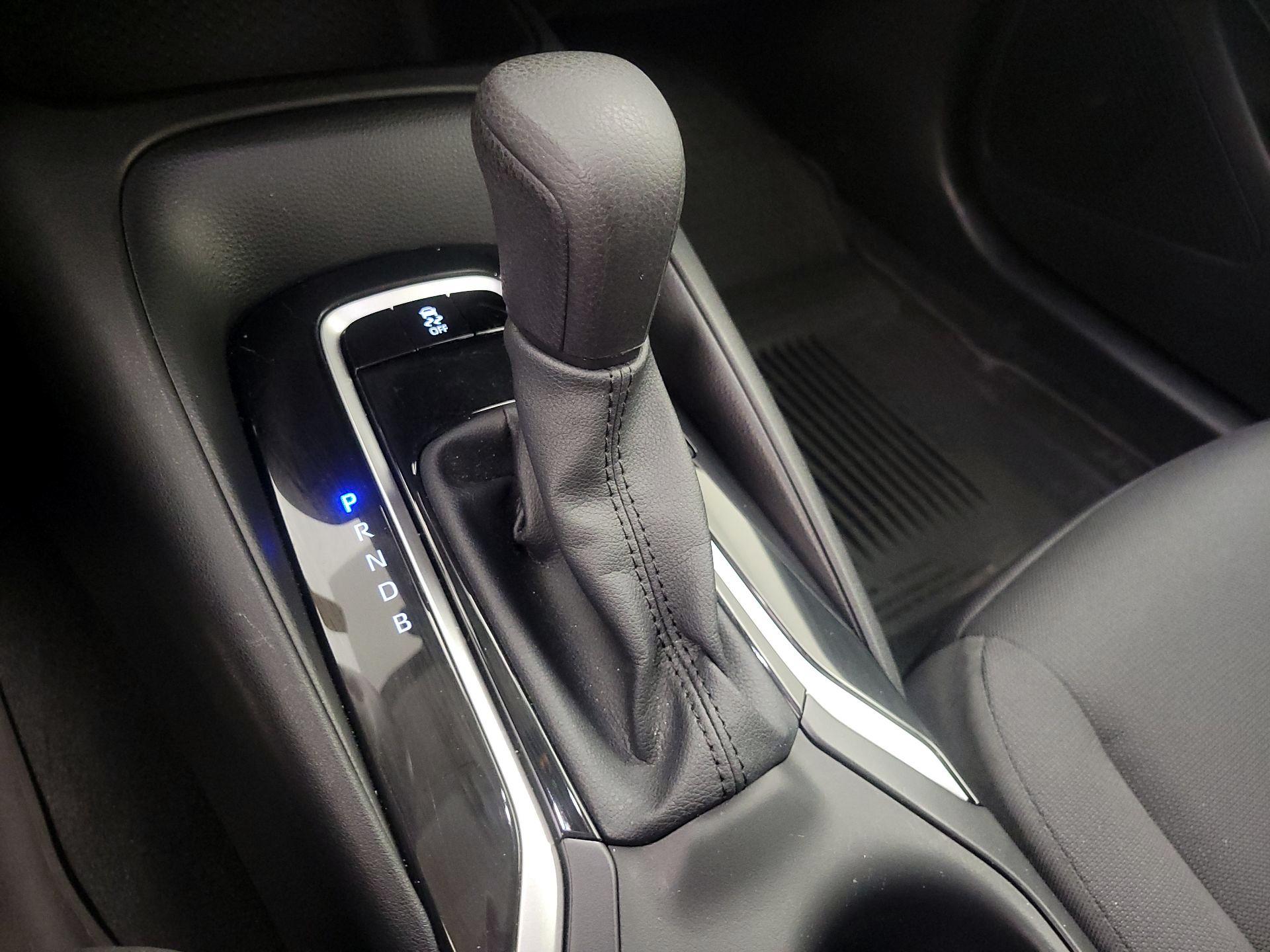 Thumbnail: 2025 Toyota Corolla - 17