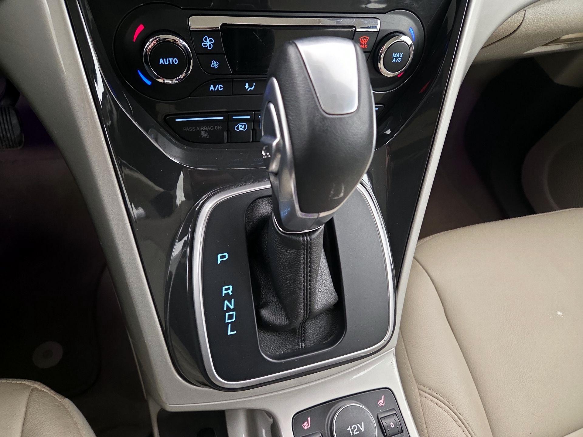 Thumbnail: 2015 Ford C-Max - 17