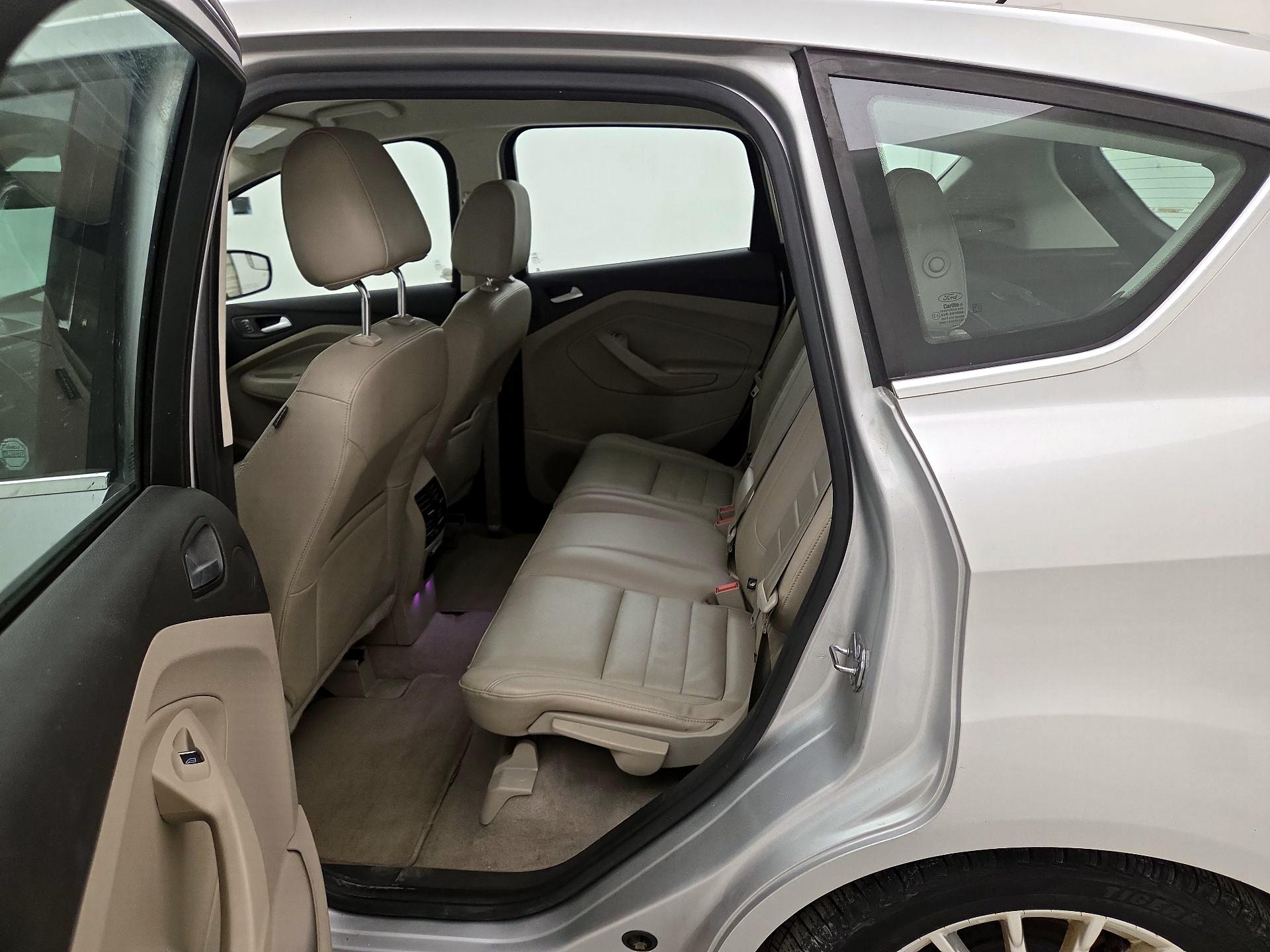 Thumbnail: 2015 Ford C-Max - 19