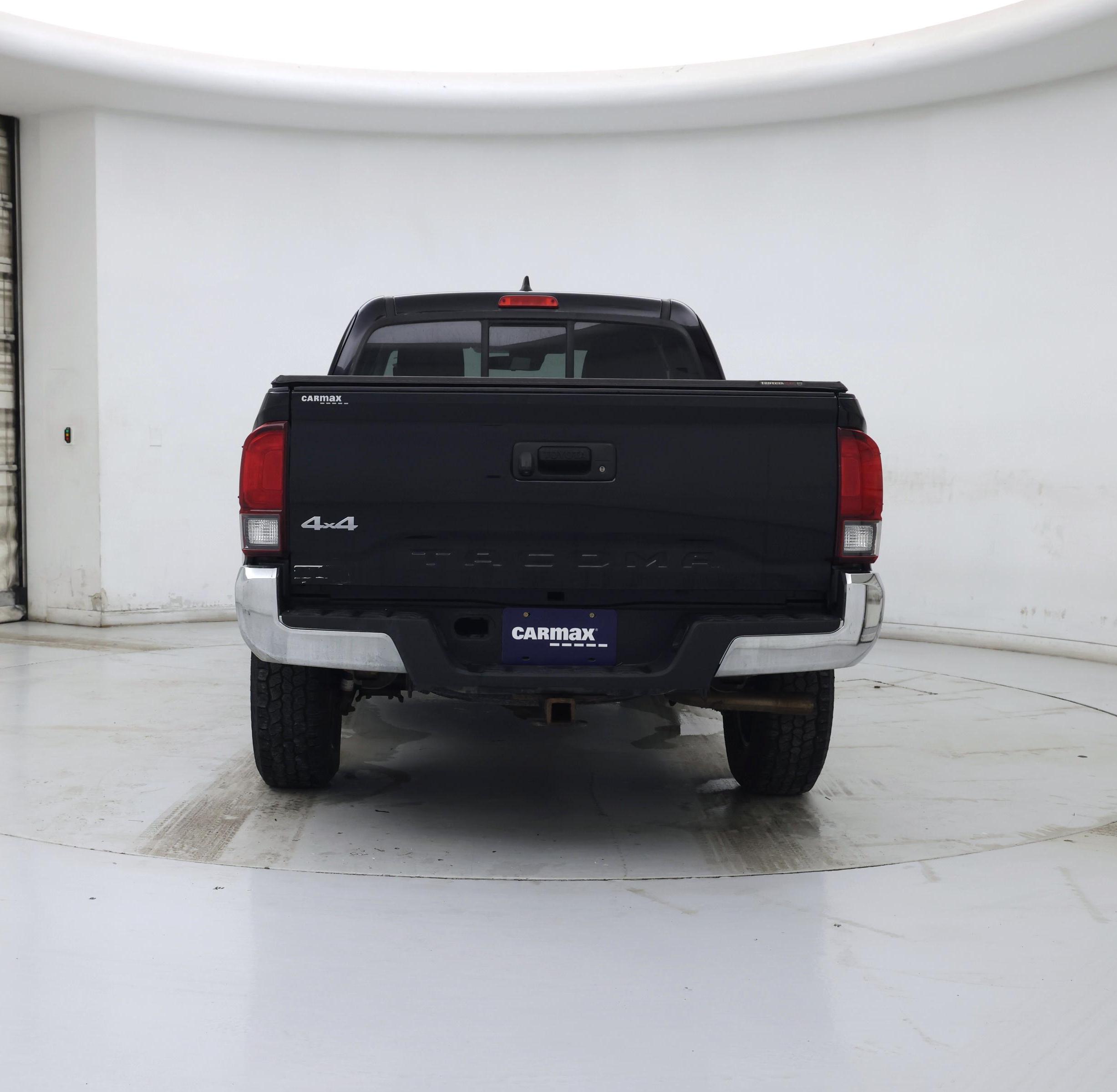Thumbnail: 2018 Toyota Tacoma - 6