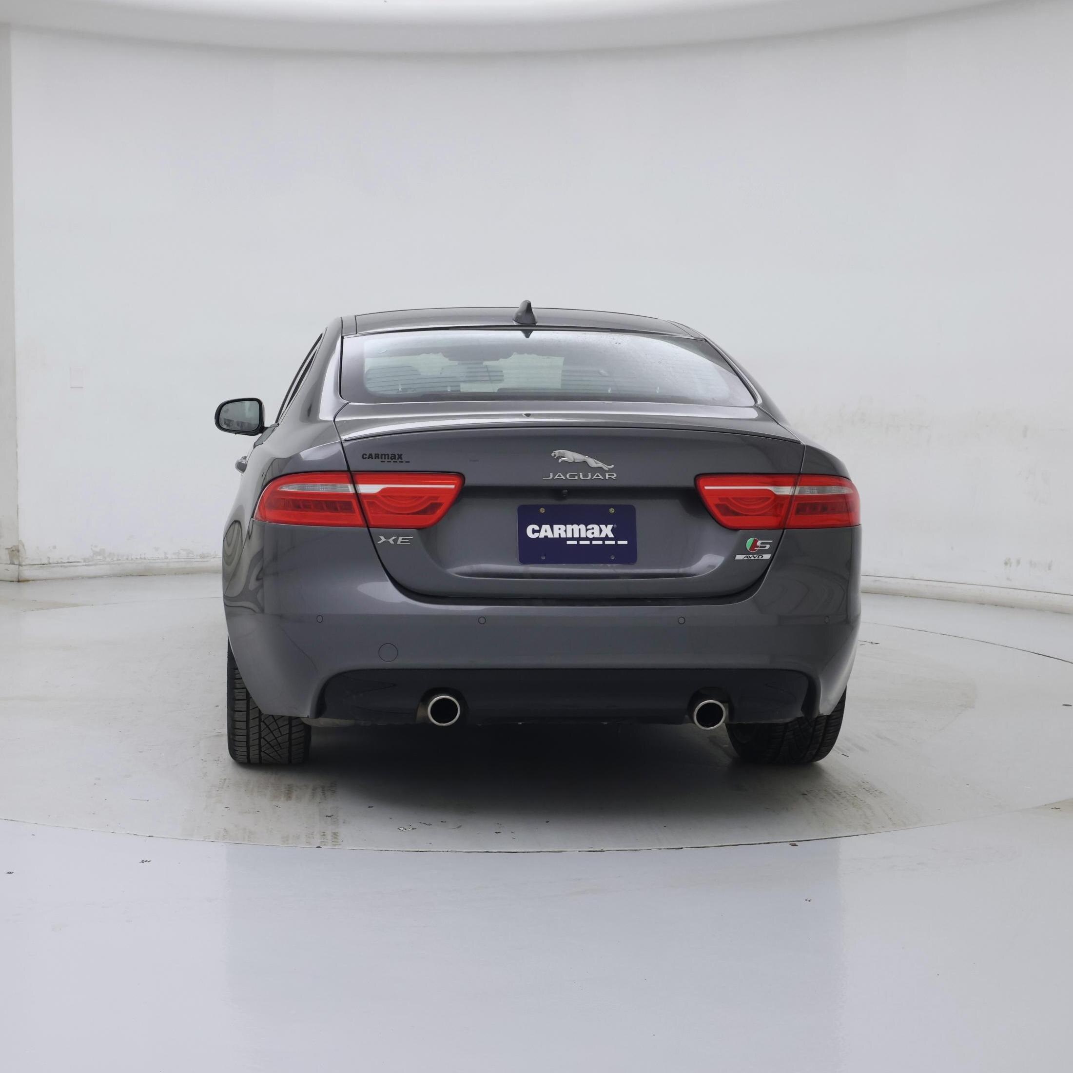 Thumbnail: 2018 Jaguar XE - 6