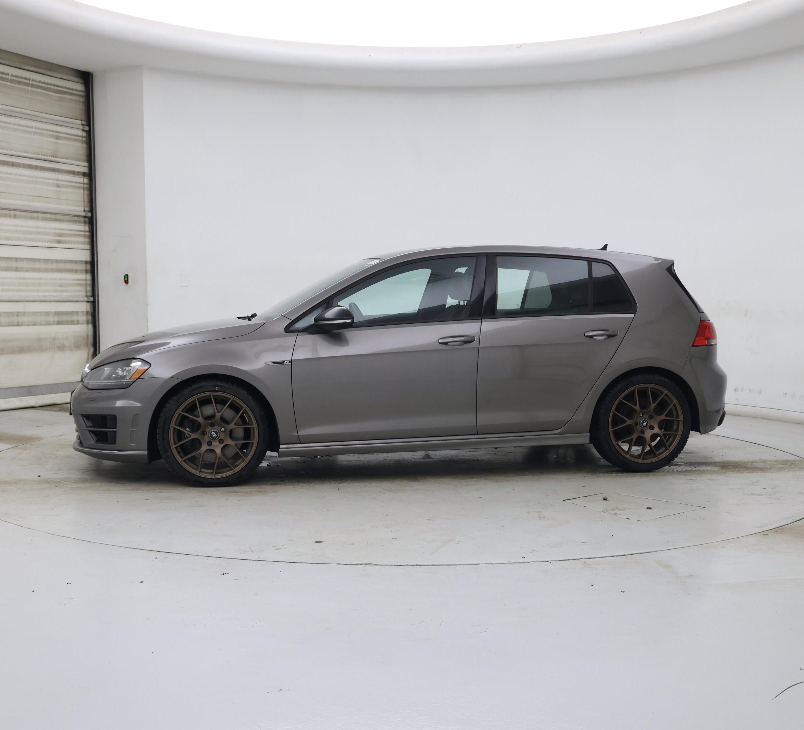 Thumbnail: 2016 Volkswagen Golf - 3