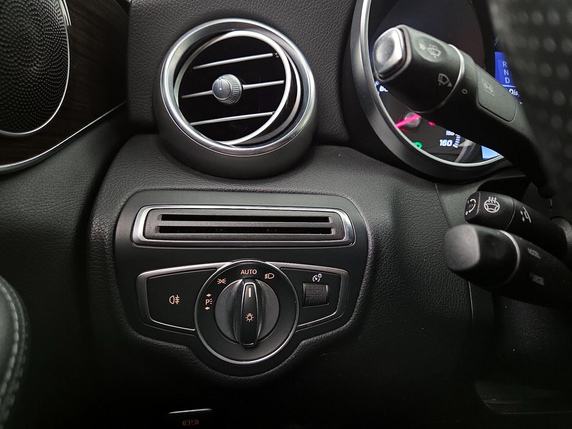 Thumbnail: 2018 Mercedes-Benz C-Class - 13