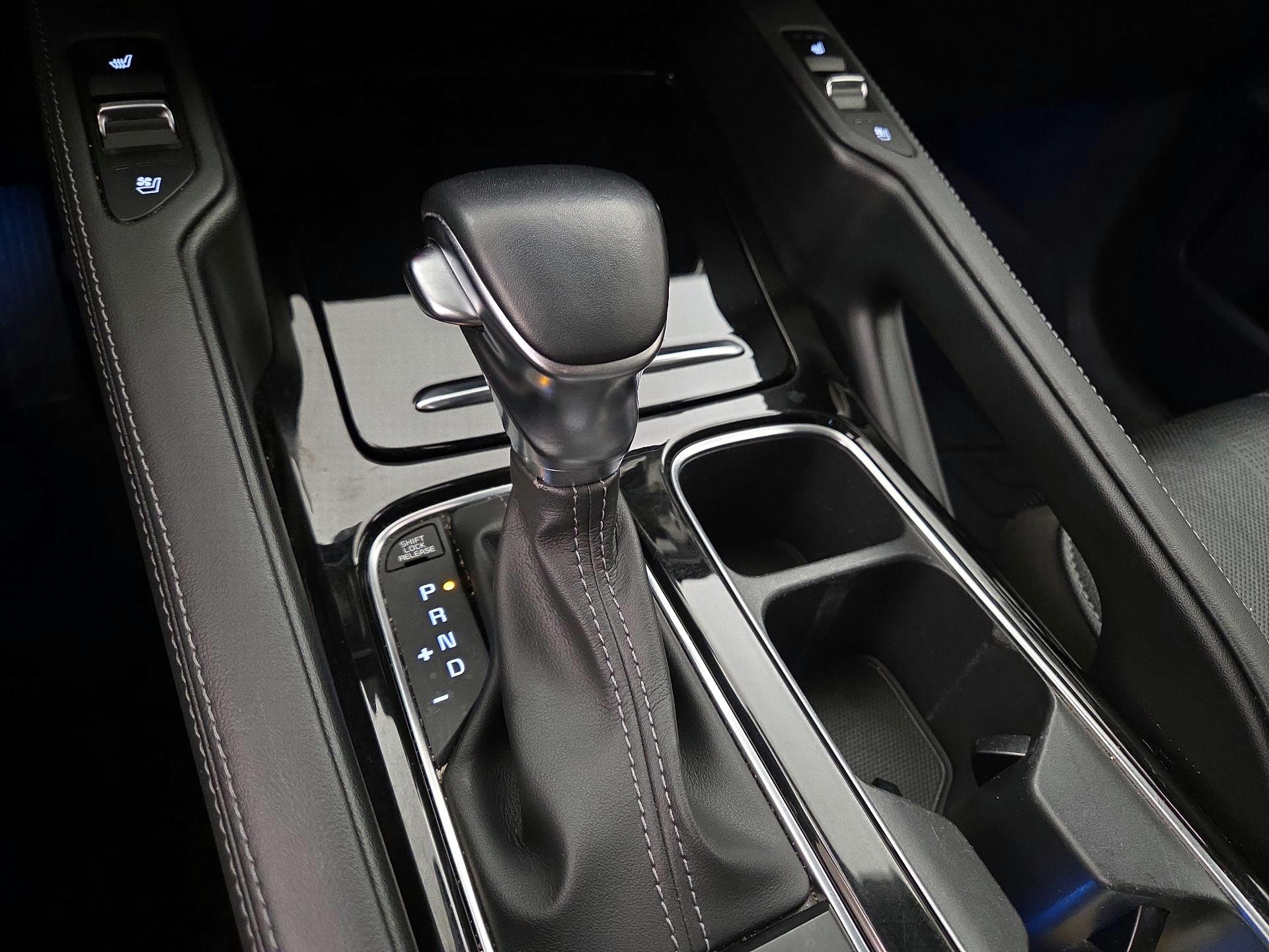 Thumbnail: 2021 Kia Telluride - 18