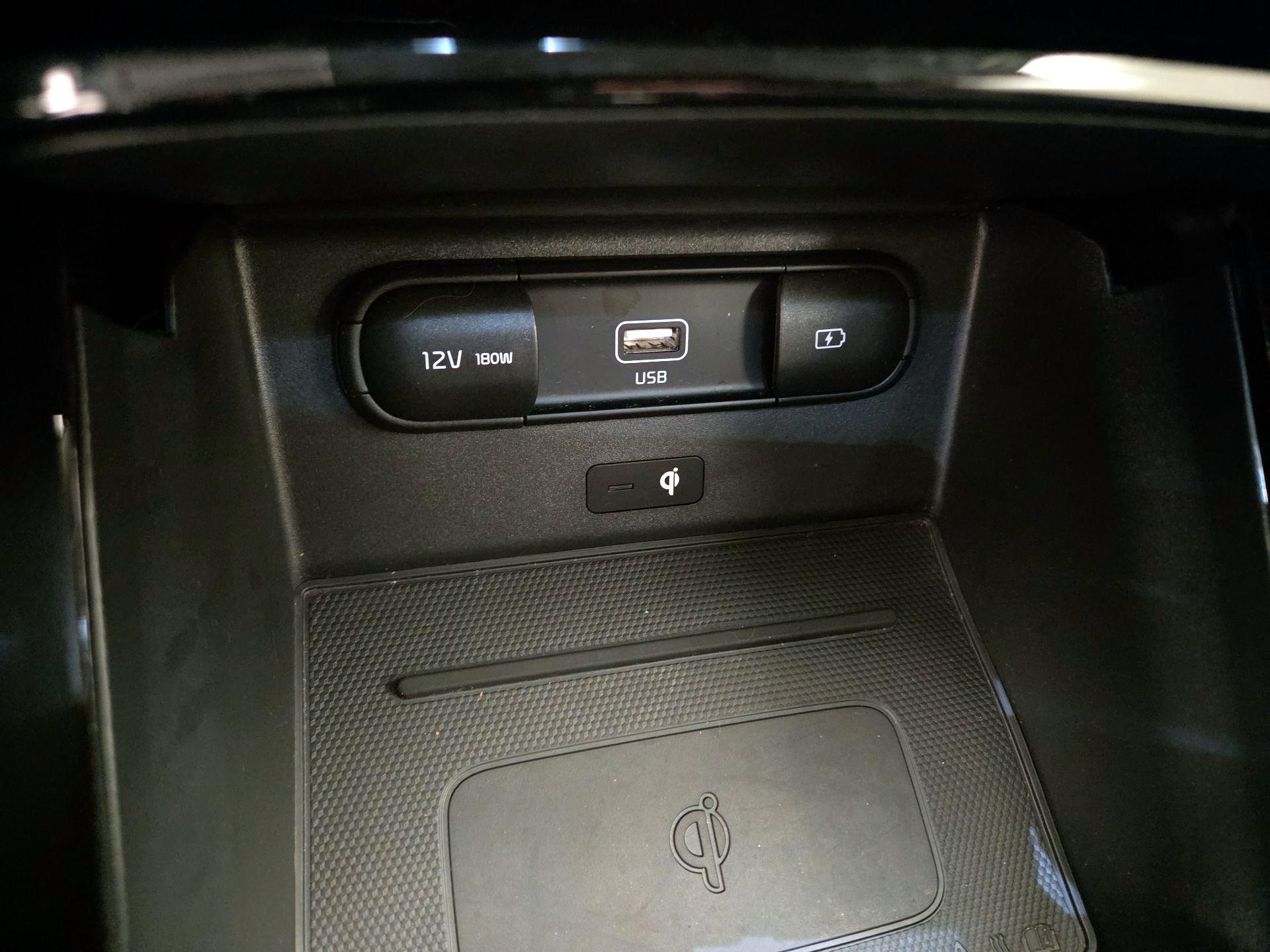 Thumbnail: 2021 Kia Telluride - 19