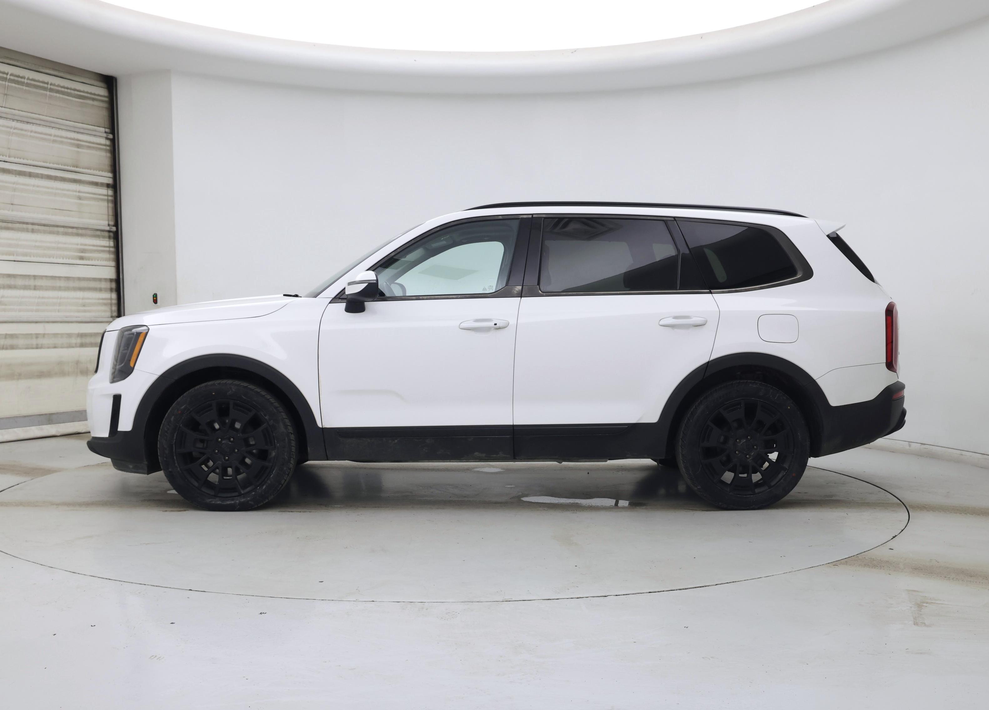 Thumbnail: 2021 Kia Telluride - 3