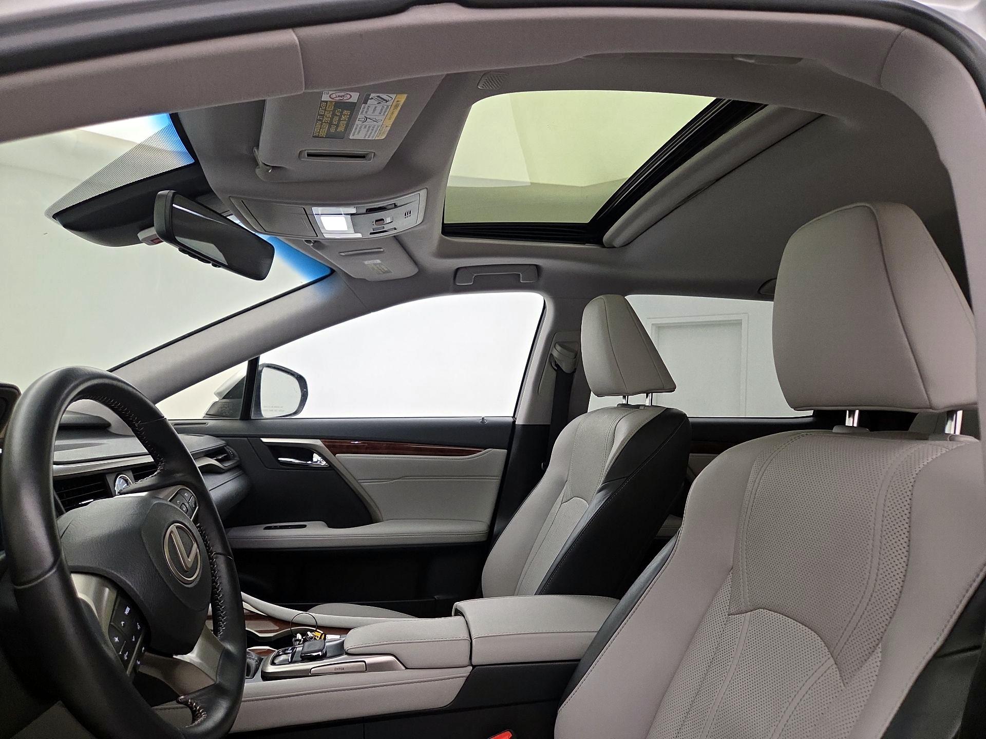 Thumbnail: 2019 Lexus RX - 20