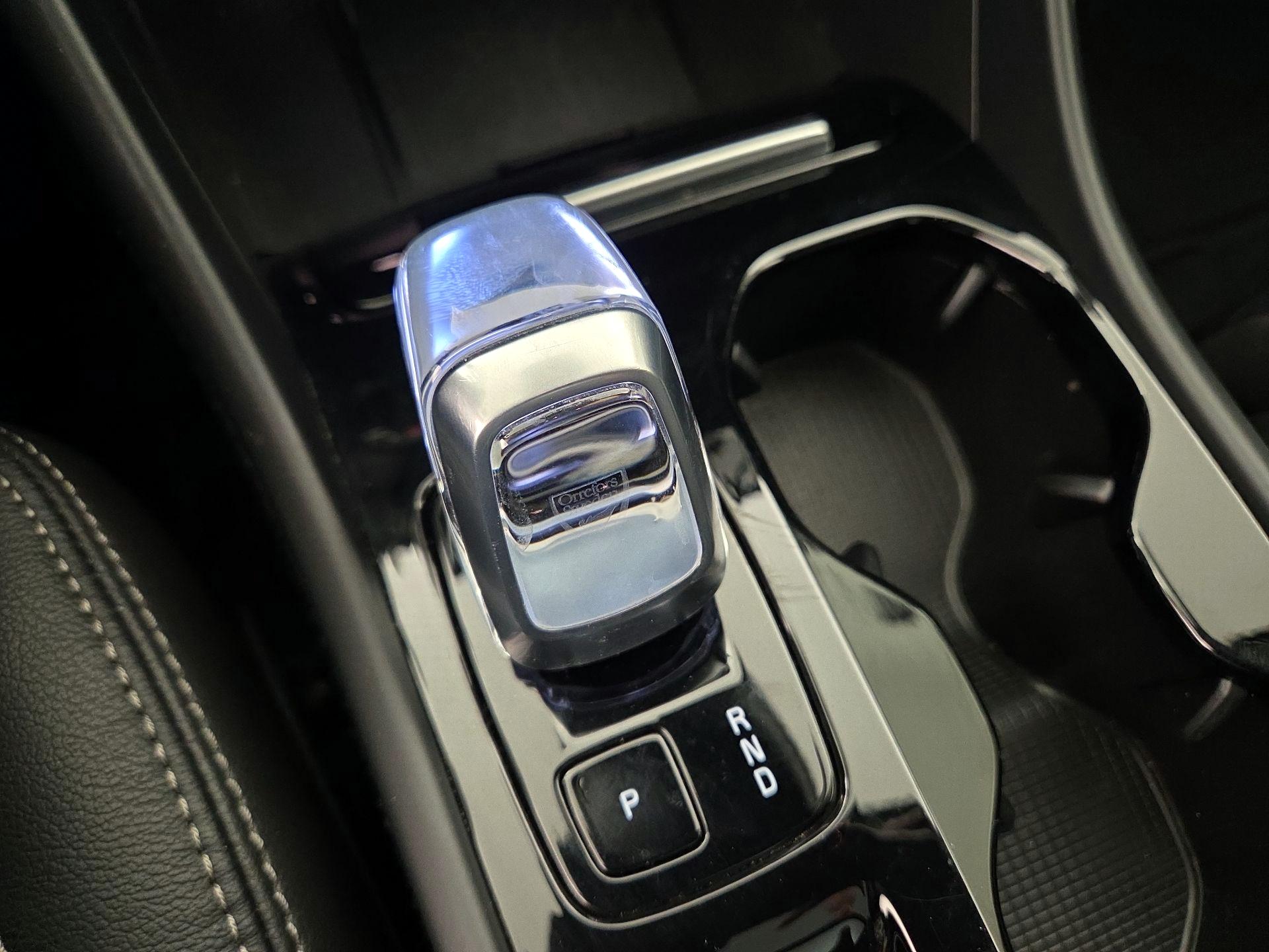 Thumbnail: 2023 Volvo XC40 - 18