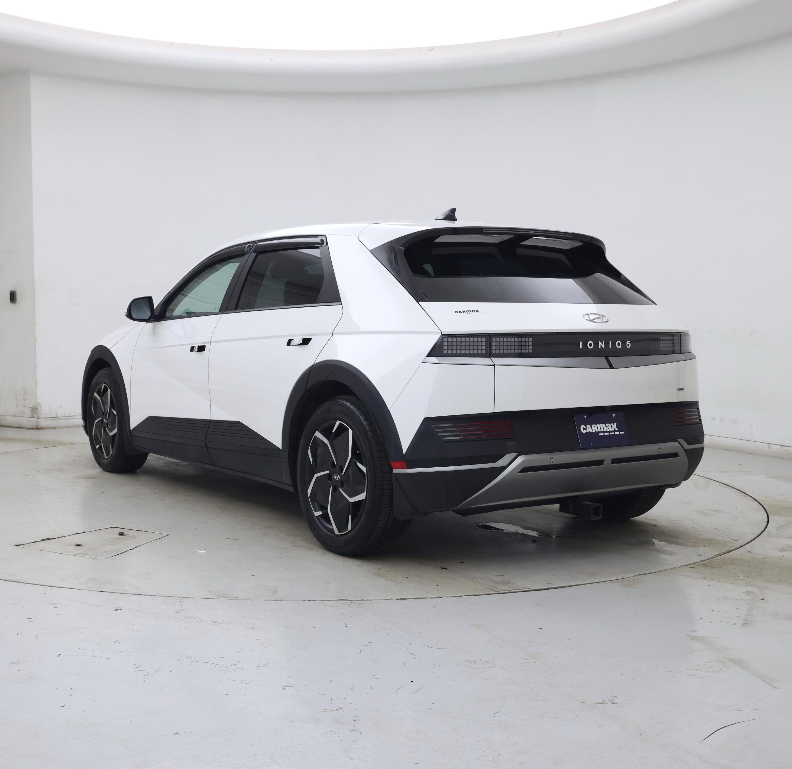 Thumbnail: 2023 Hyundai Ioniq 5 - 2