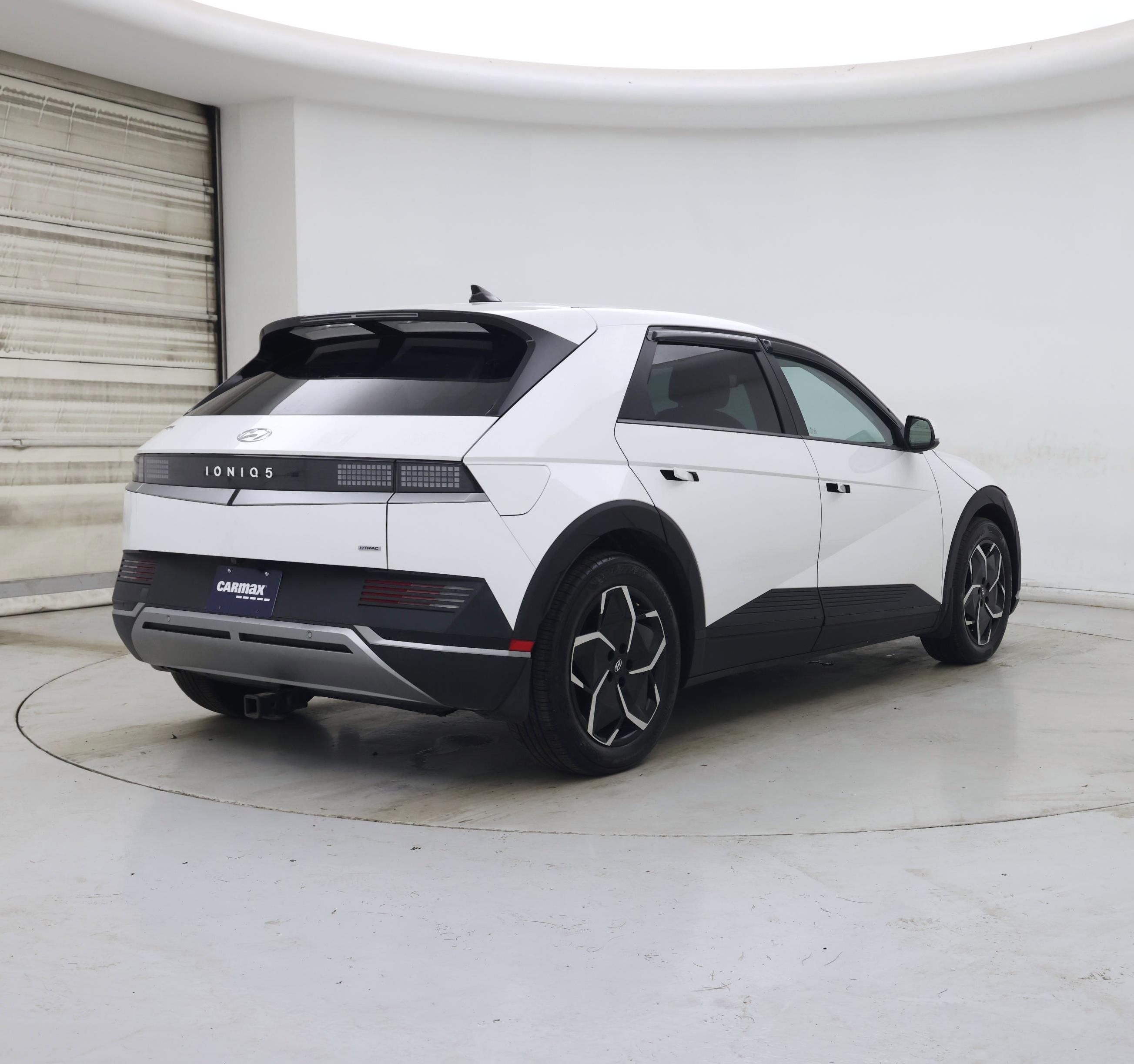 Thumbnail: 2023 Hyundai Ioniq 5 - 8