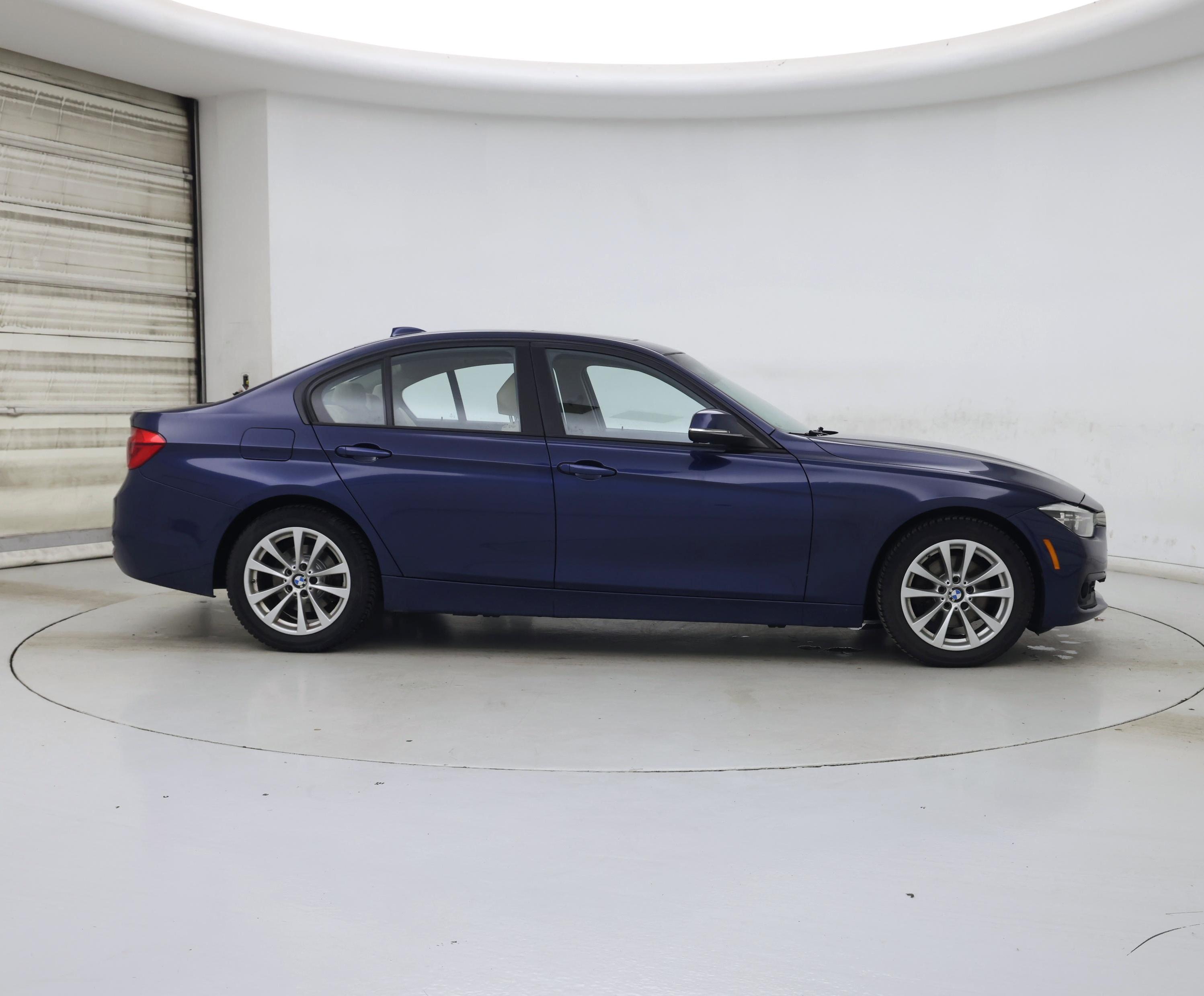 Thumbnail: 2018 BMW 3 Series - 7