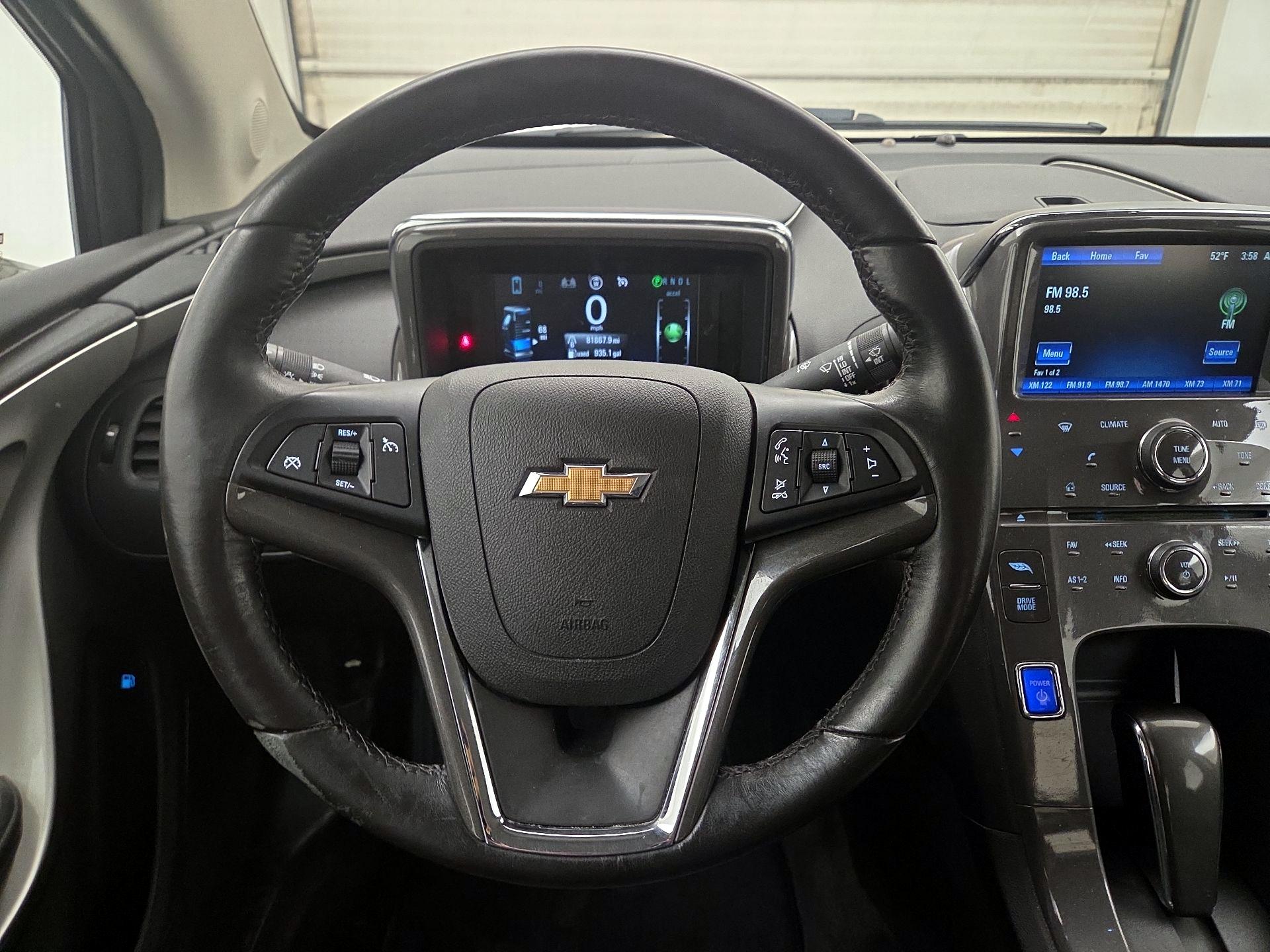 Thumbnail: 2015 Chevrolet Volt - 10