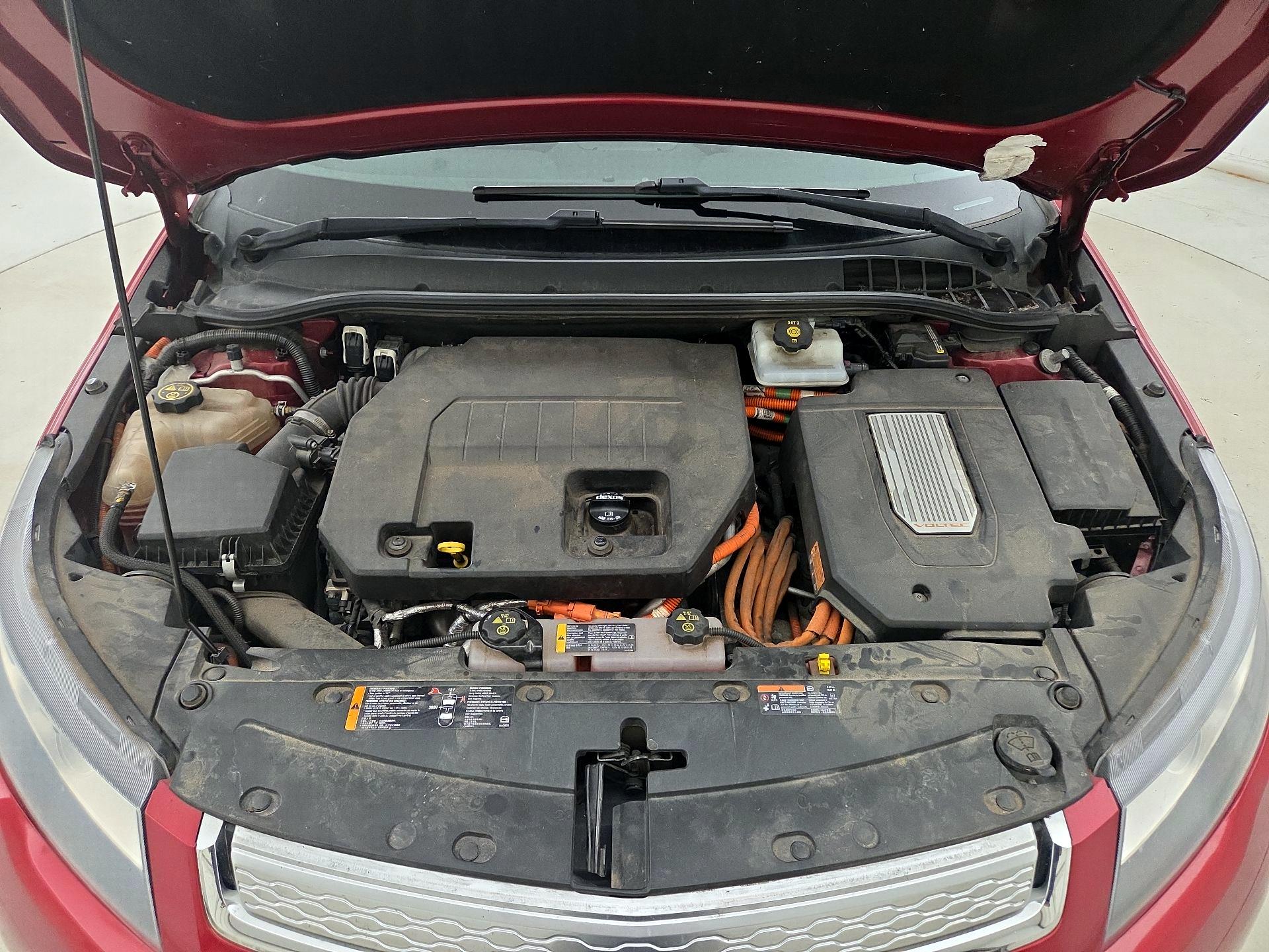 Thumbnail: 2015 Chevrolet Volt - 20