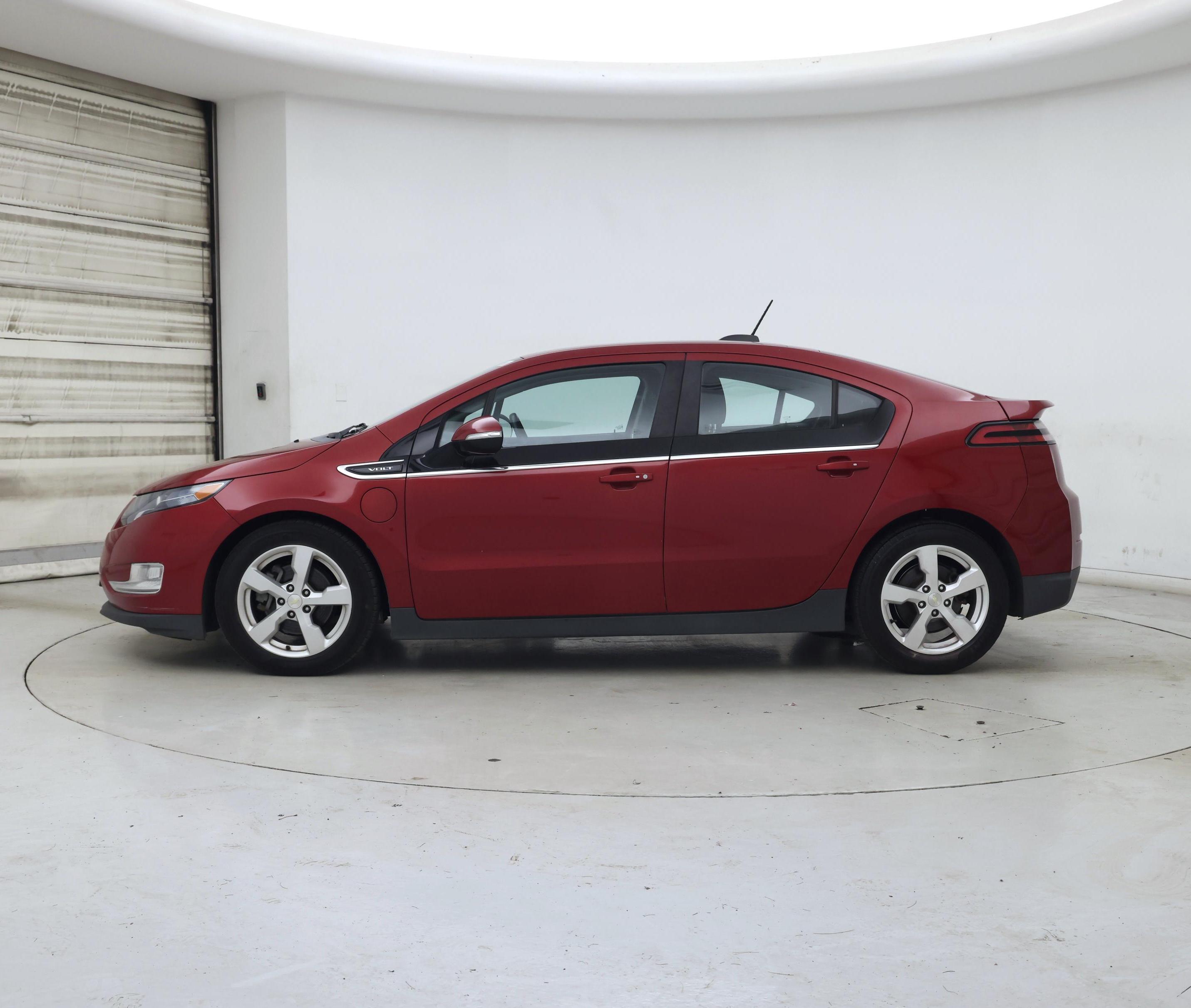 Thumbnail: 2015 Chevrolet Volt - 3