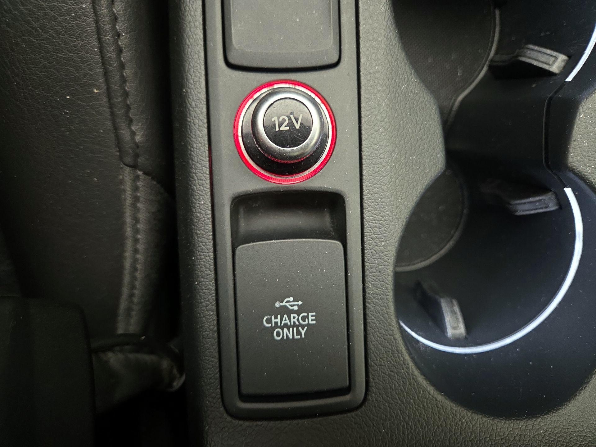 Thumbnail: 2017 Audi Q3 - 18