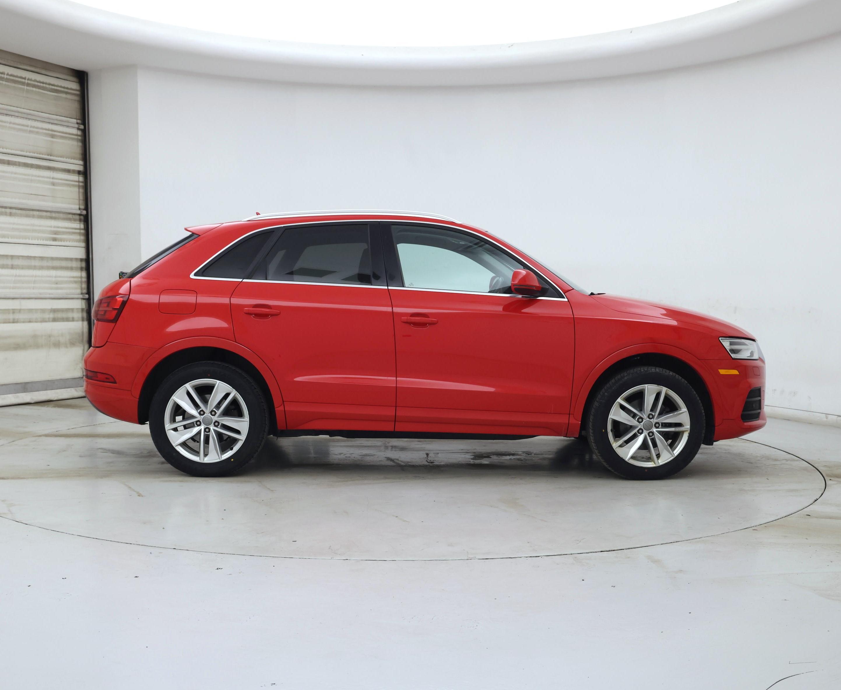 Thumbnail: 2017 Audi Q3 - 7