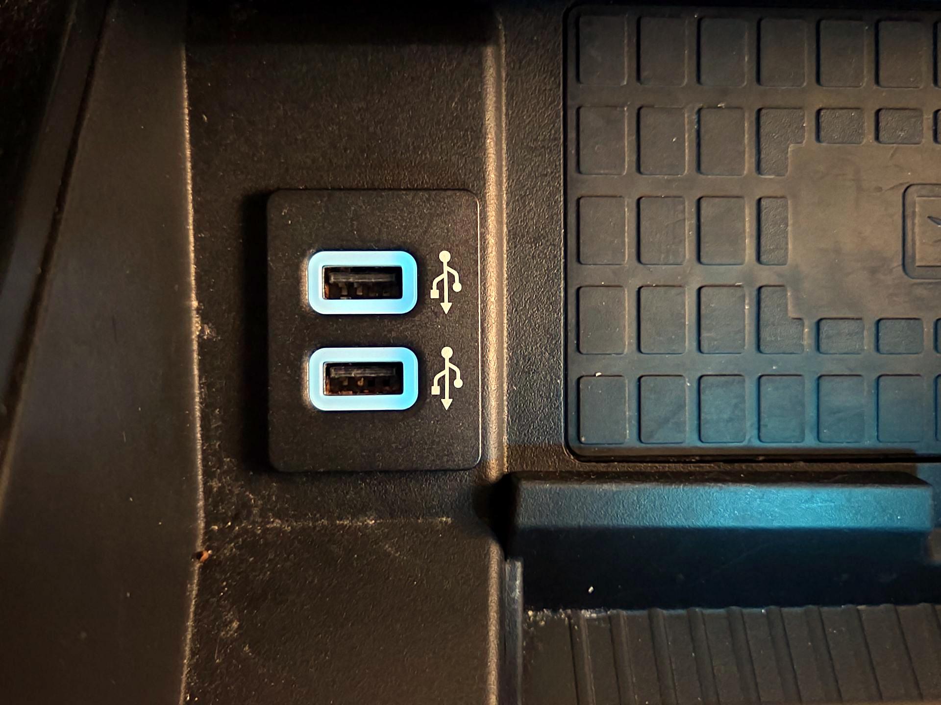 Thumbnail: 2019 Ford Expedition - 19