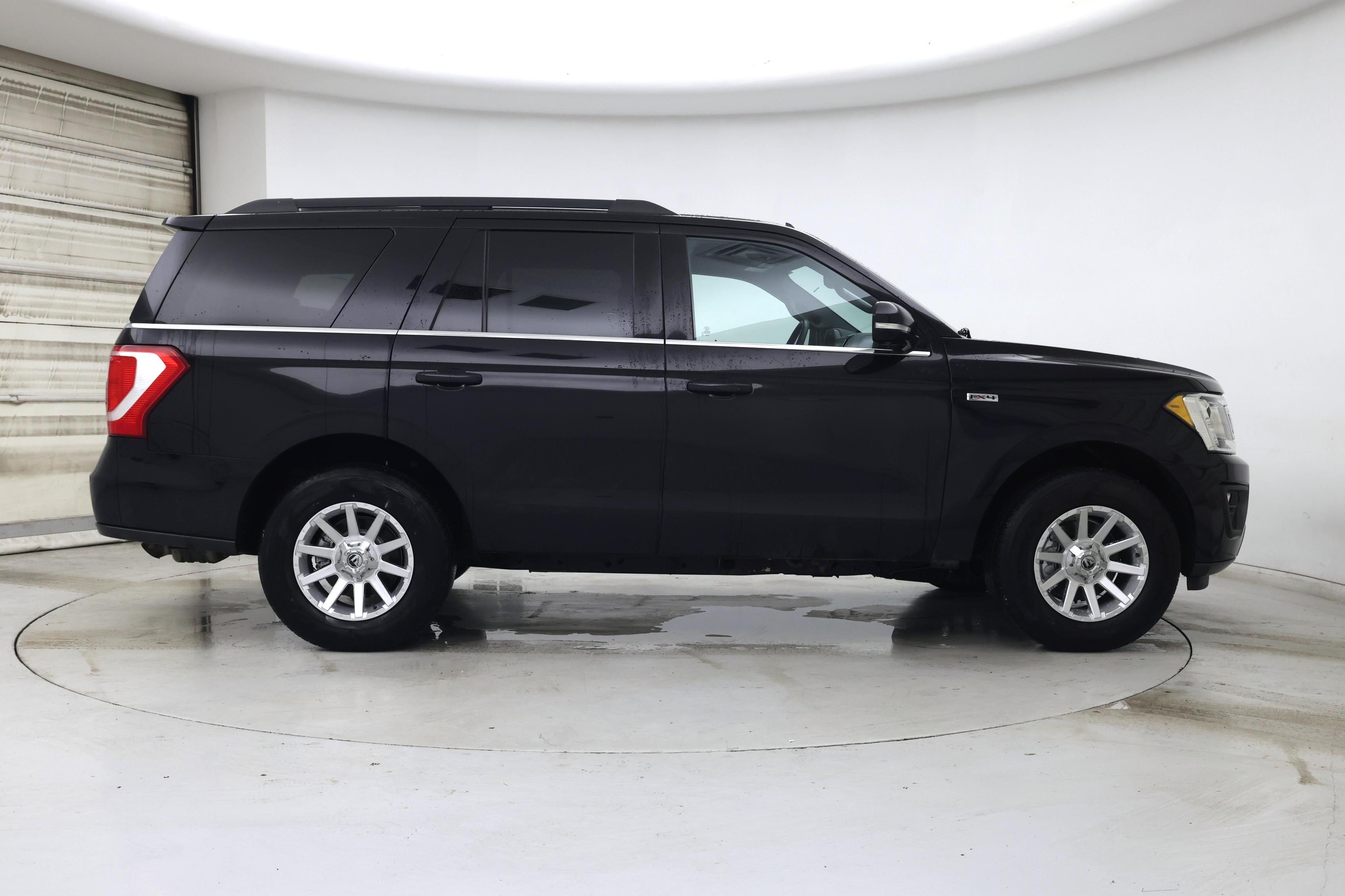 Thumbnail: 2019 Ford Expedition - 7