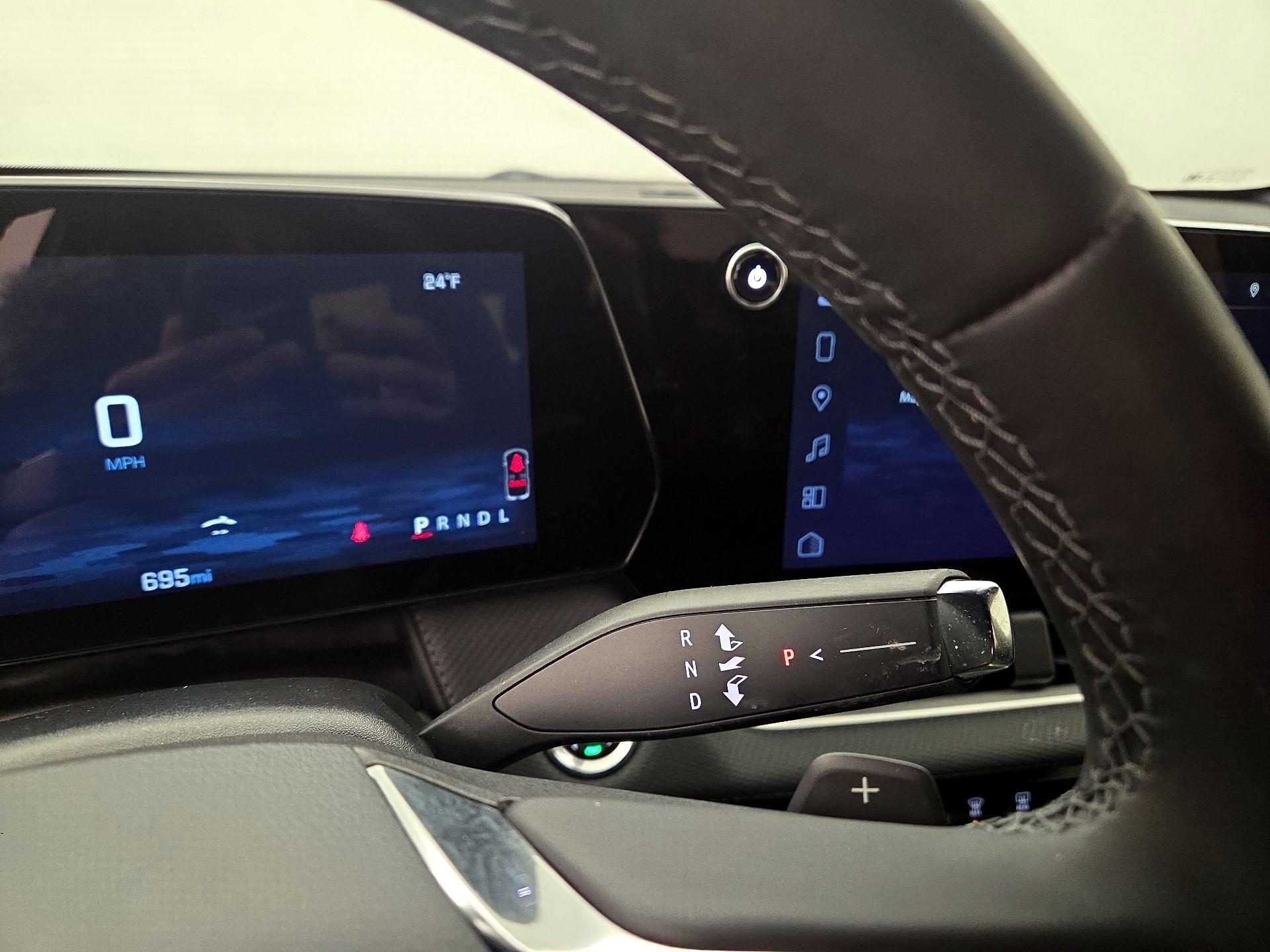 Thumbnail: 2026 Chevrolet Equinox - 18