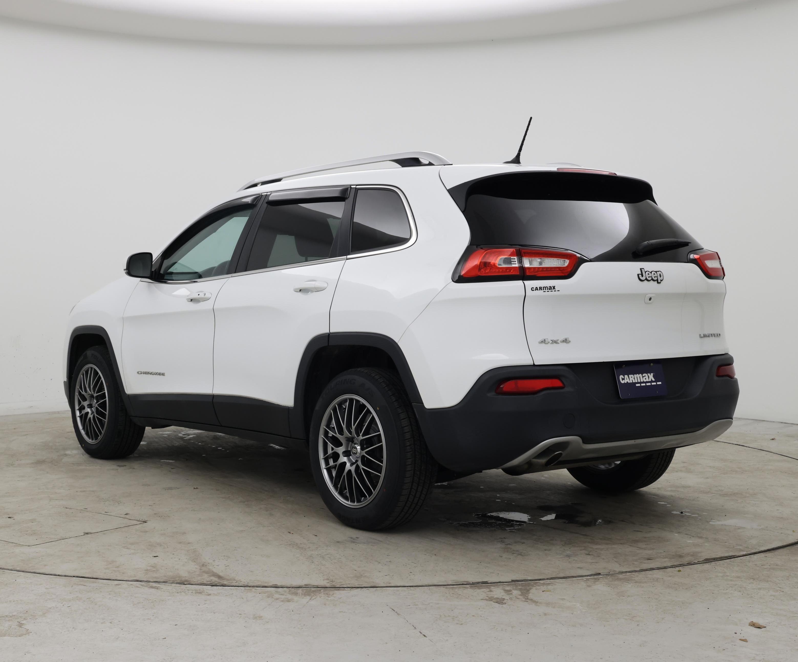 Thumbnail: 2015 Jeep Cherokee - 2