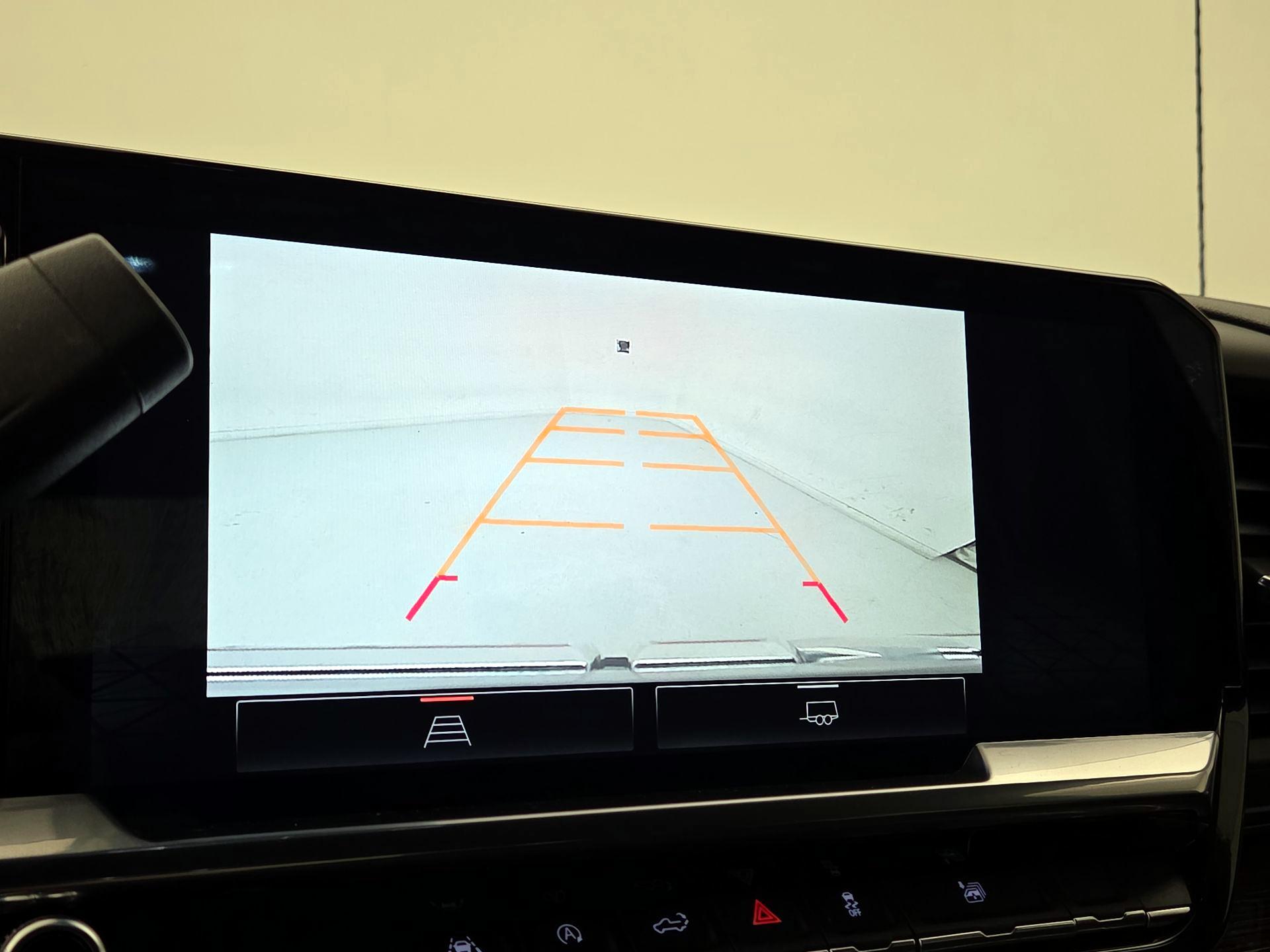 Thumbnail: 2023 GMC Sierra 1500 - 14