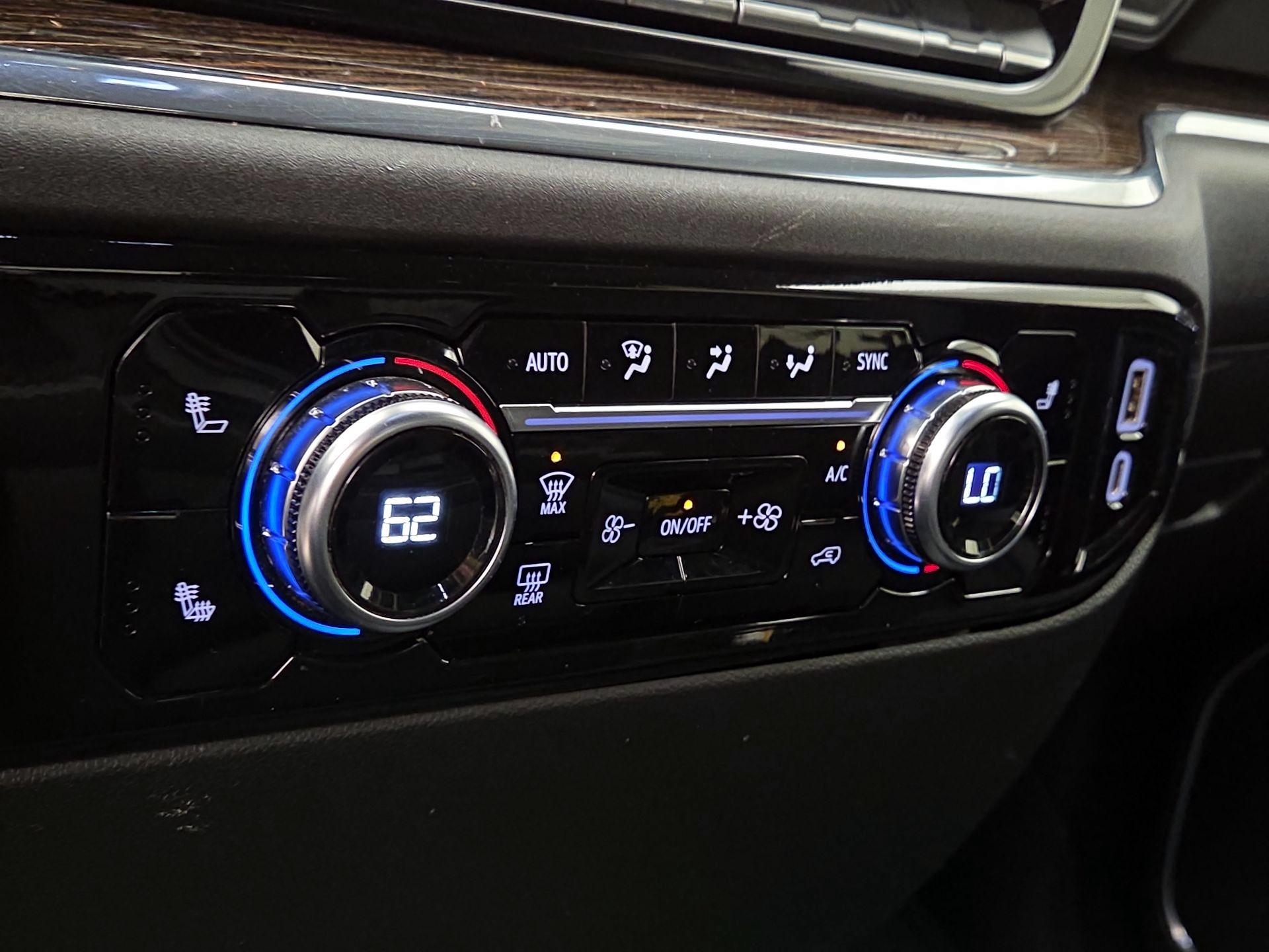 Thumbnail: 2023 GMC Sierra 1500 - 16