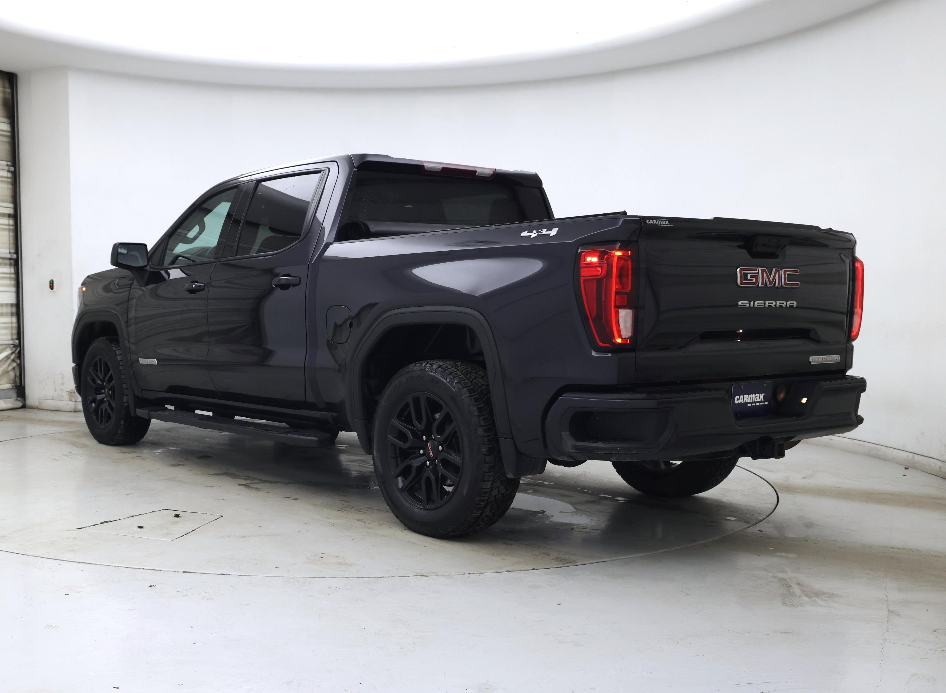 Thumbnail: 2023 GMC Sierra 1500 - 2