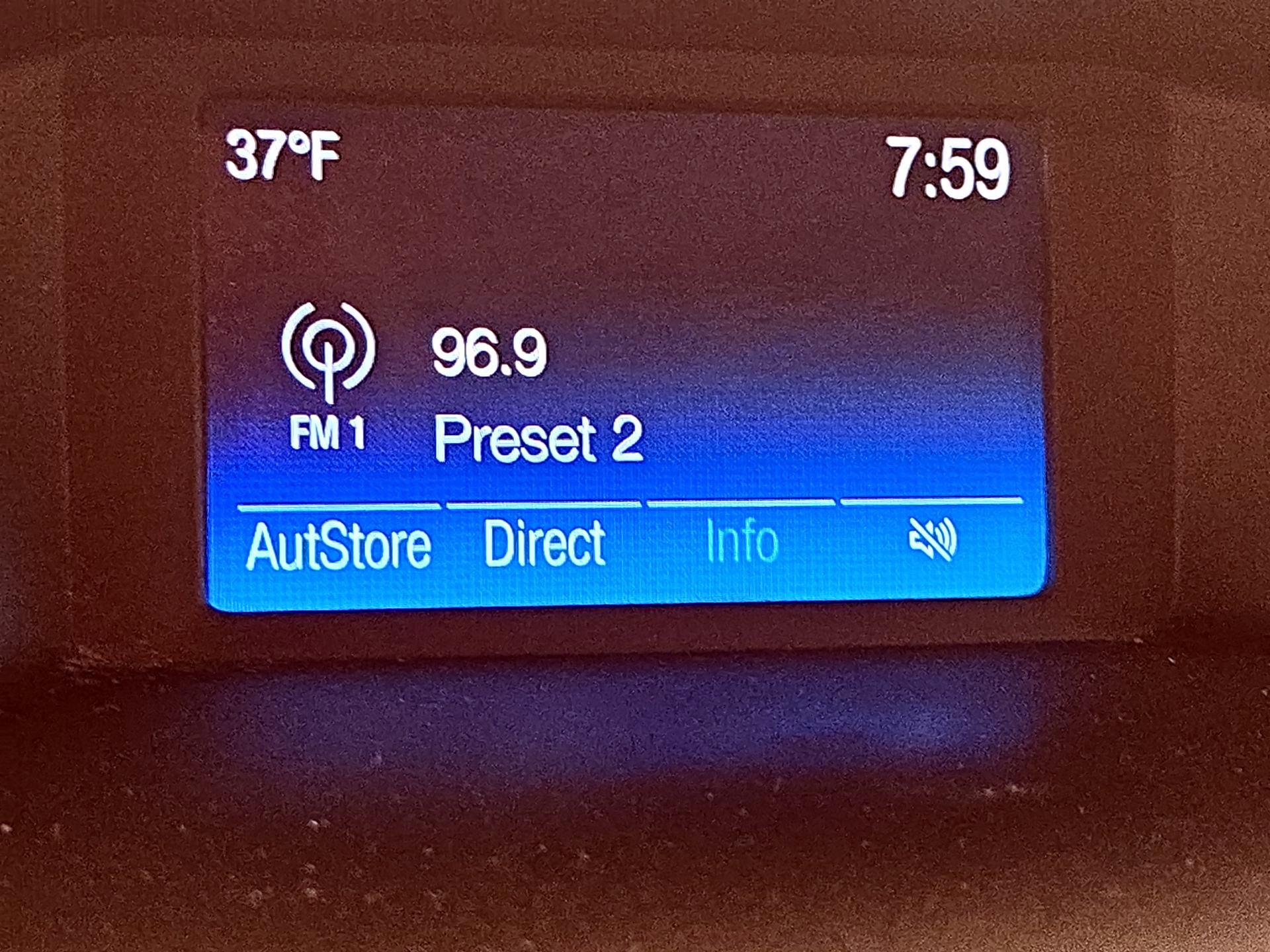 Thumbnail: 2015 Ford Focus - 15