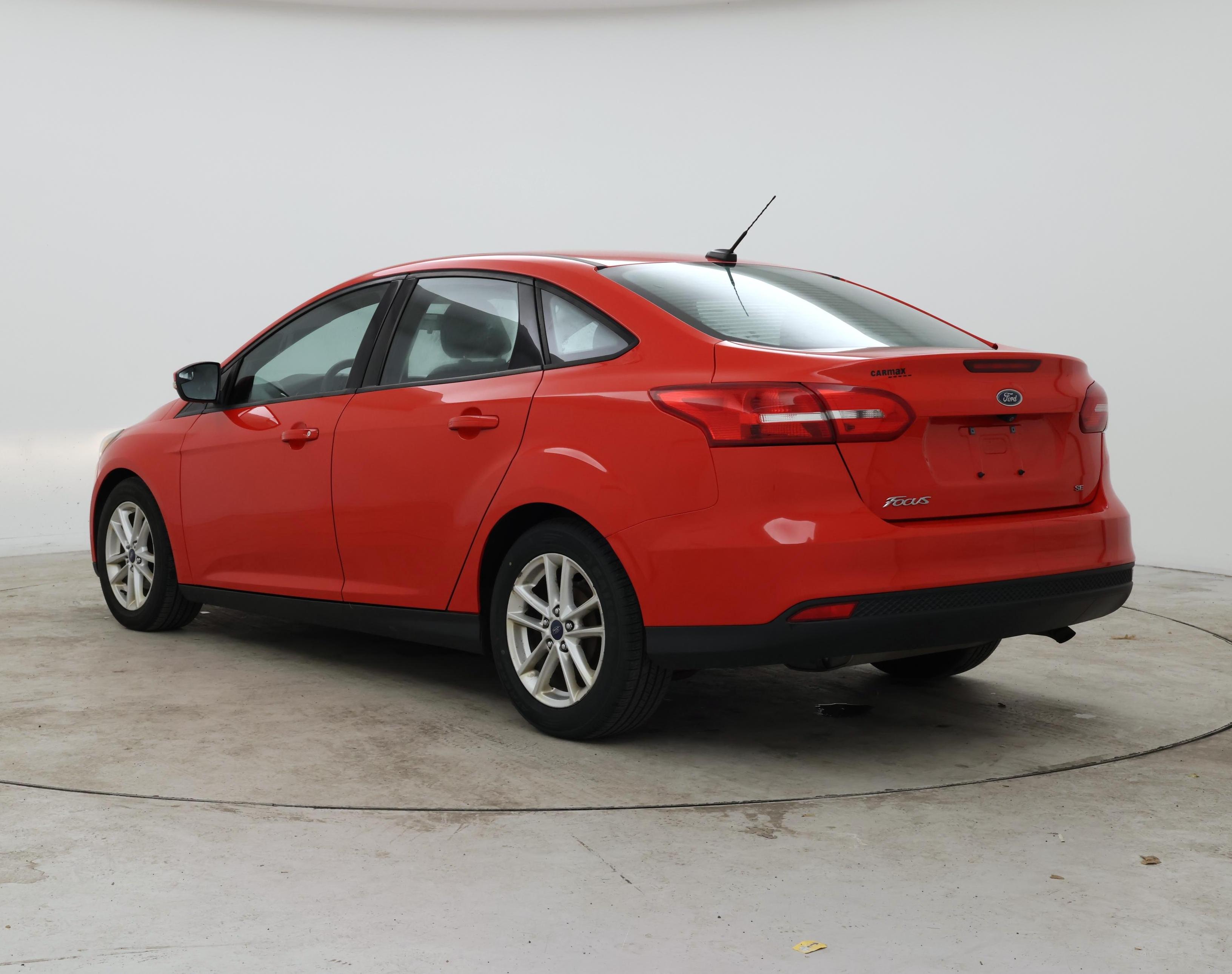 Thumbnail: 2015 Ford Focus - 2