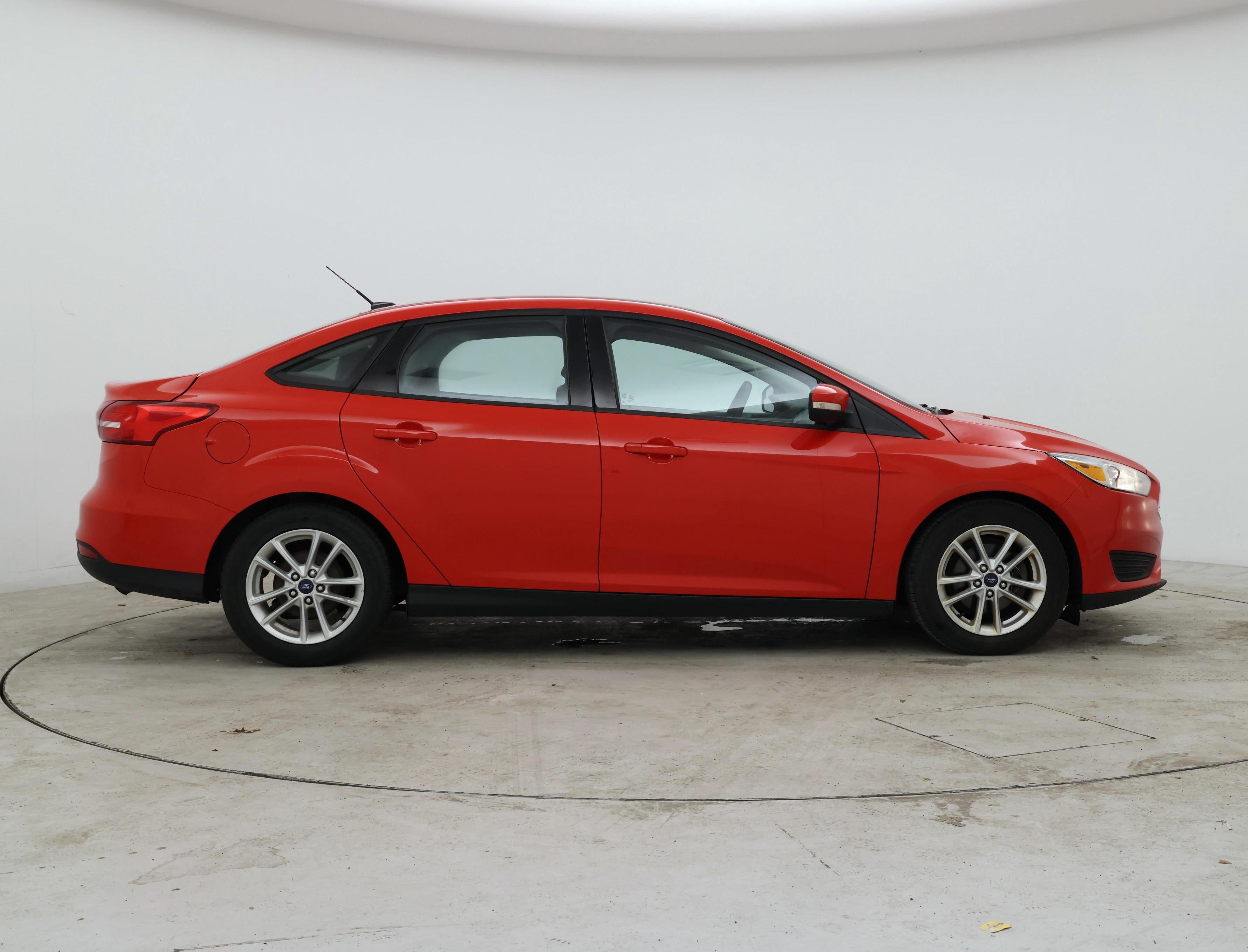 Thumbnail: 2015 Ford Focus - 7