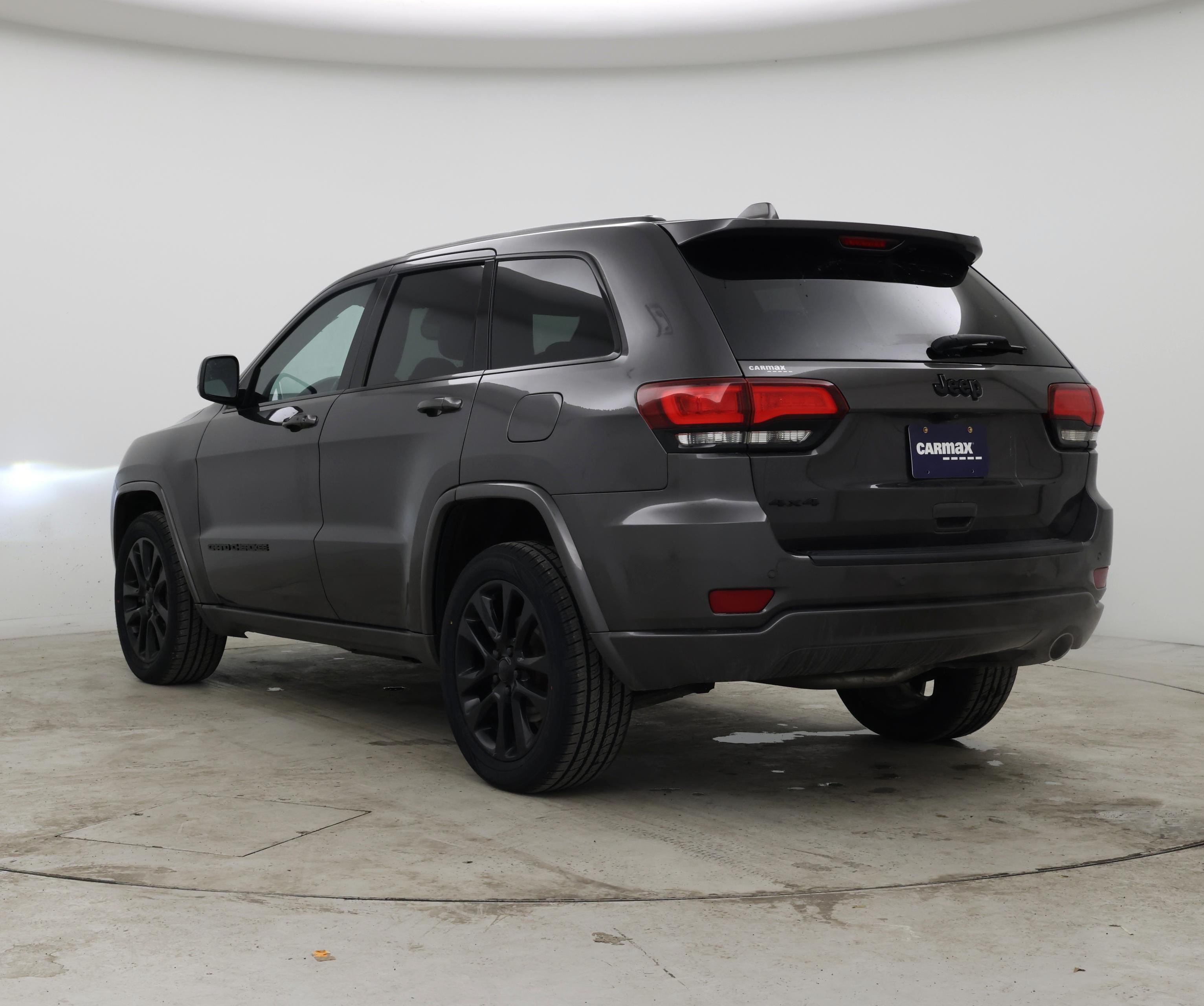 Thumbnail: 2019 Jeep Grand Cherokee - 2