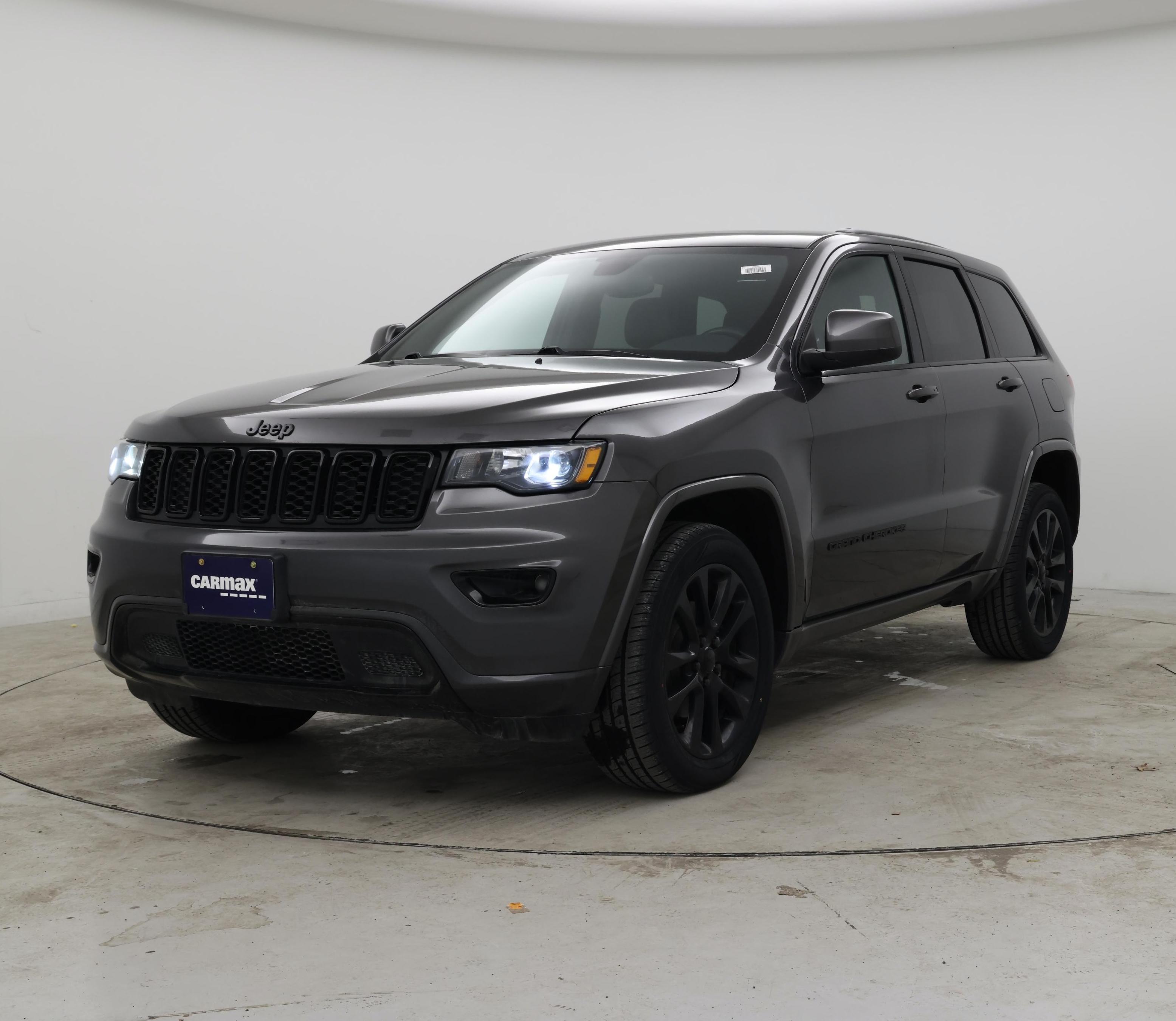 Thumbnail: 2019 Jeep Grand Cherokee - 4