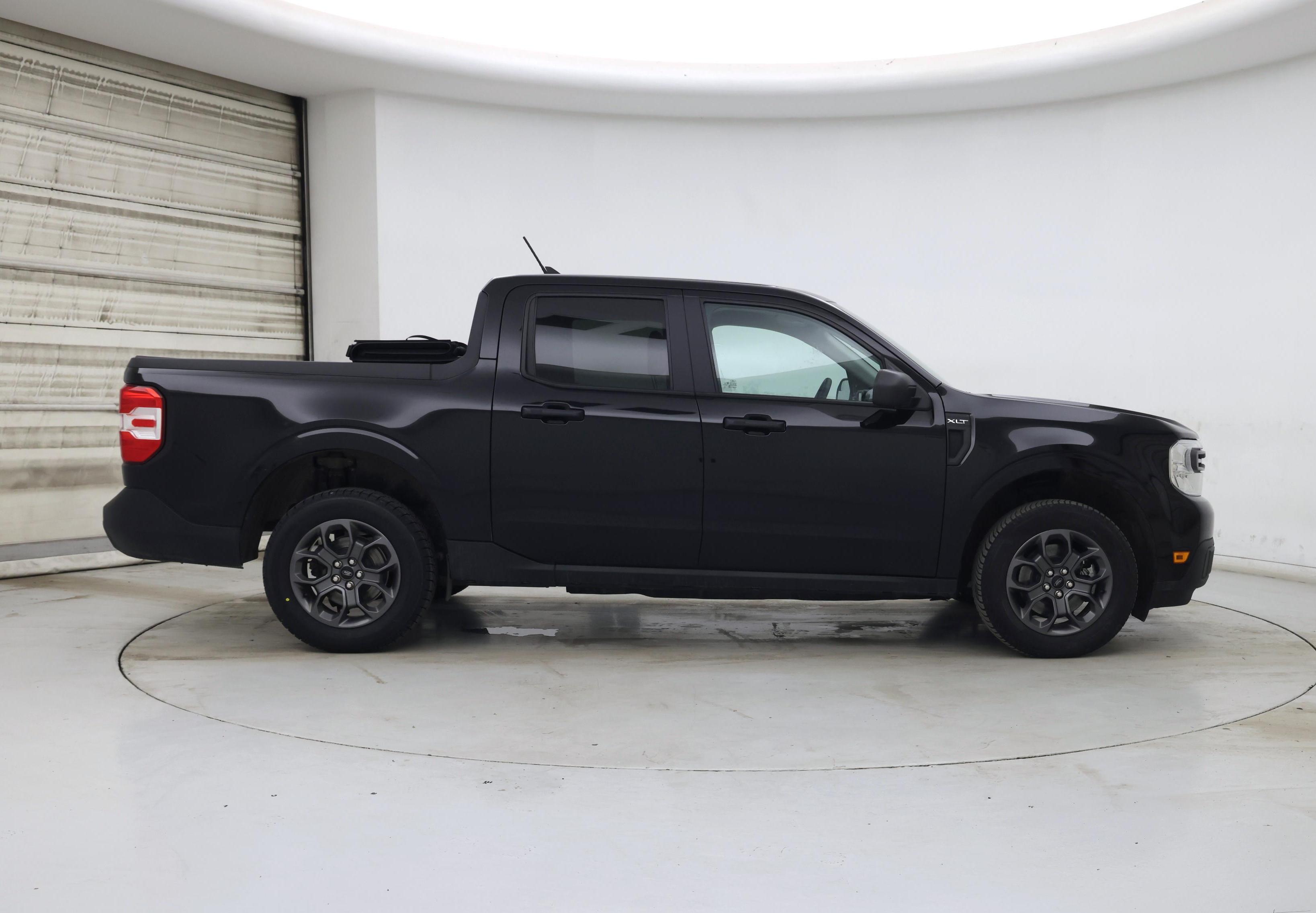 Thumbnail: 2022 Ford Maverick - 7