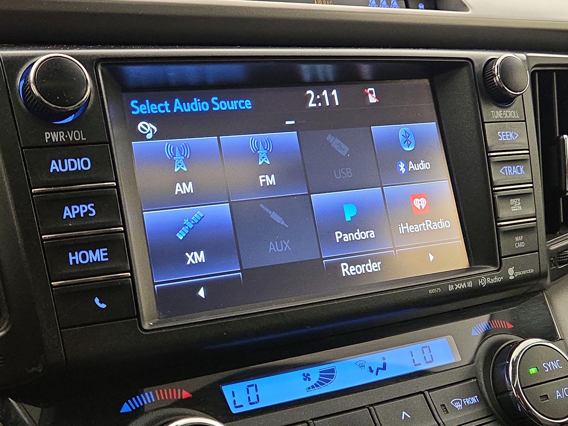 Thumbnail: 2018 Toyota RAV4 - 15