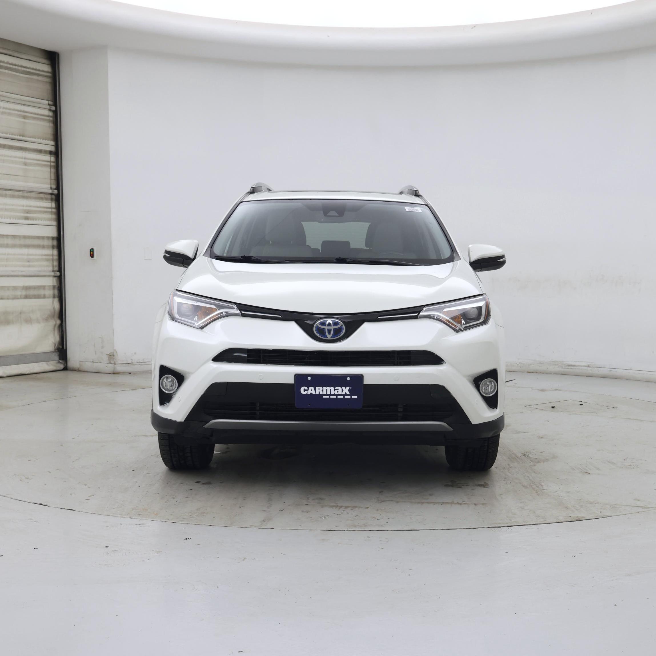 Thumbnail: 2018 Toyota RAV4 - 5