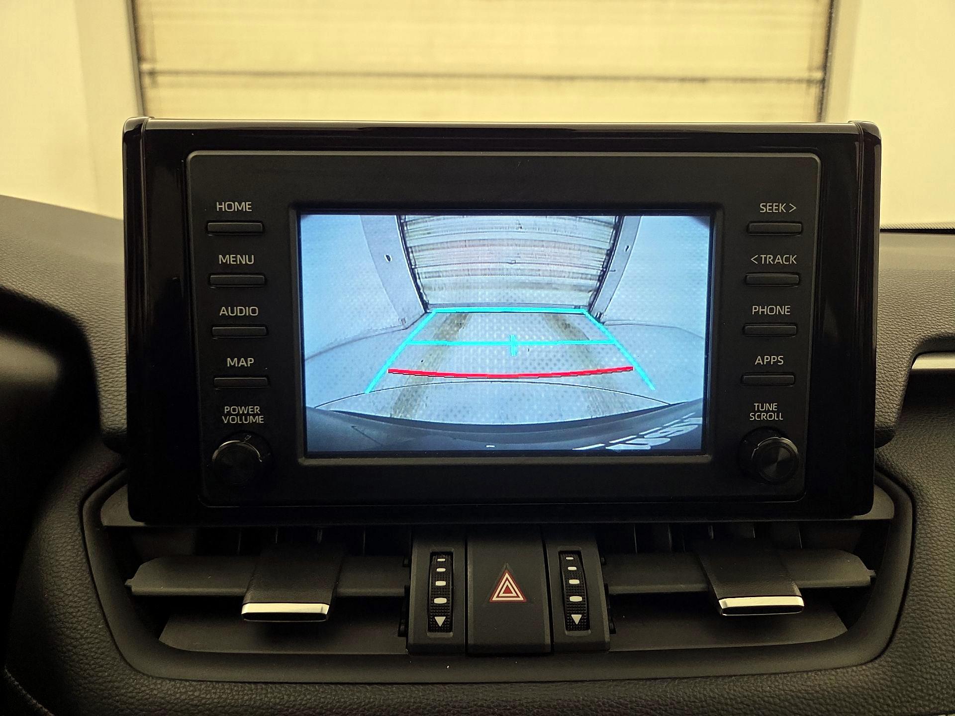 Thumbnail: 2019 Toyota RAV4 - 14