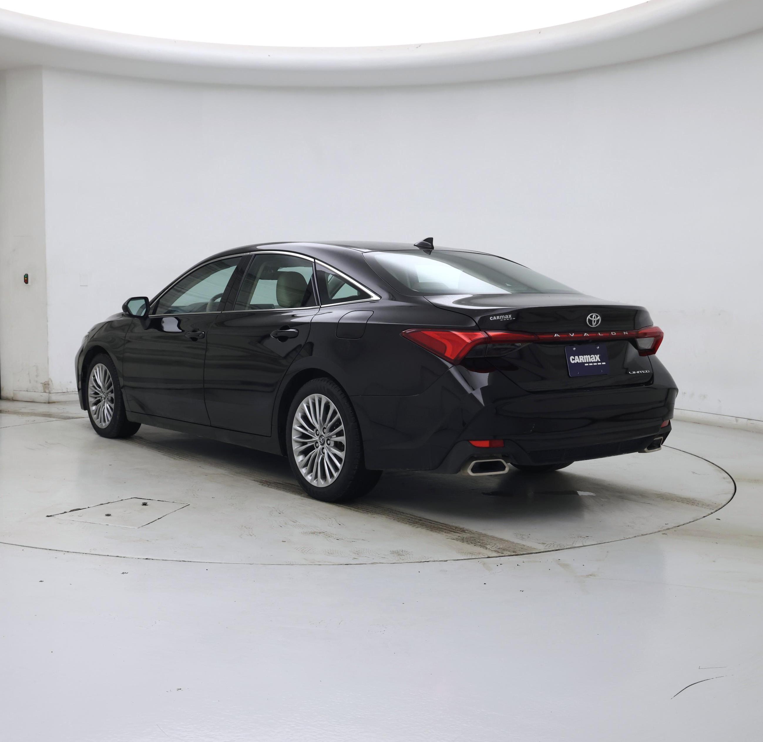 Thumbnail: 2019 Toyota Avalon - 2