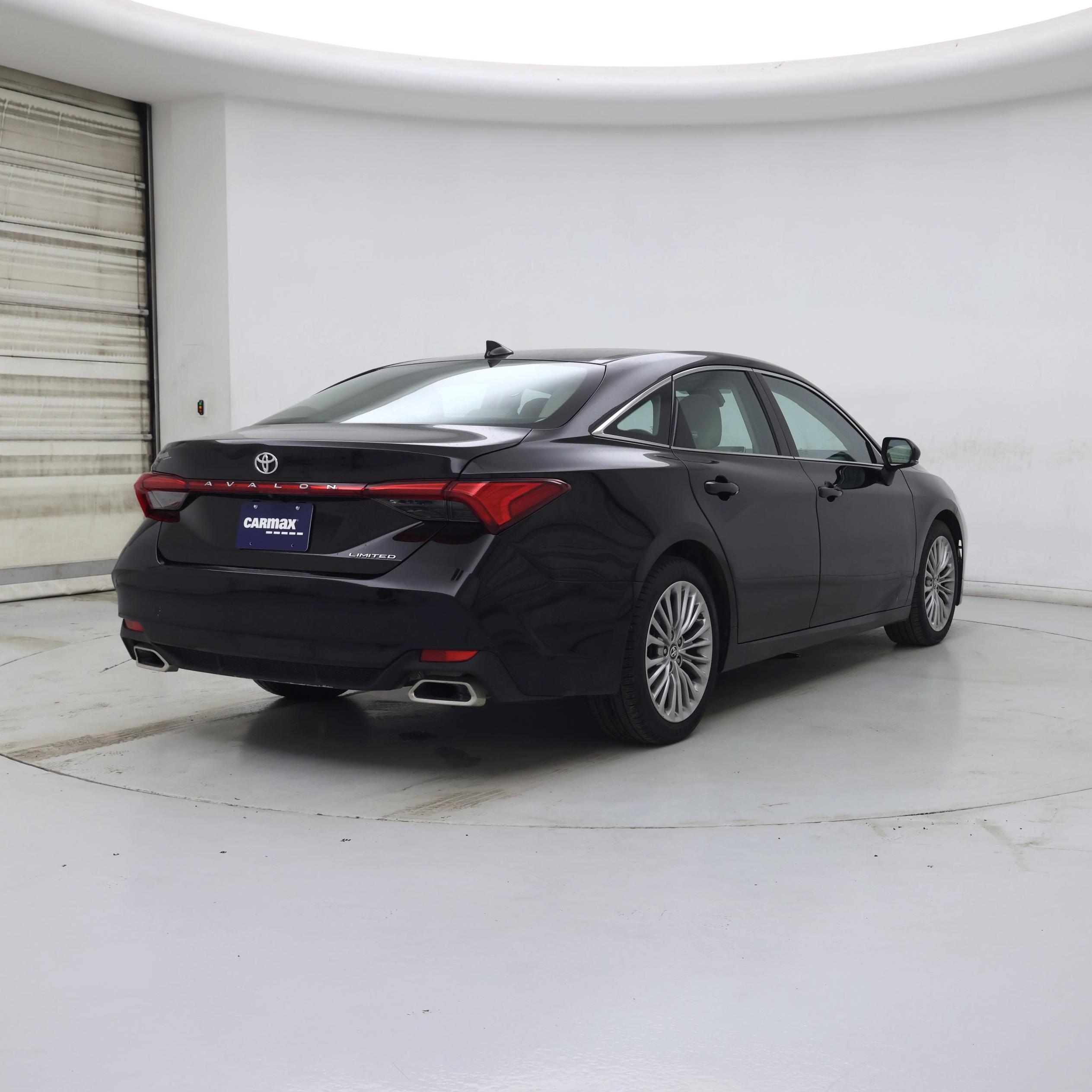 Thumbnail: 2019 Toyota Avalon - 8