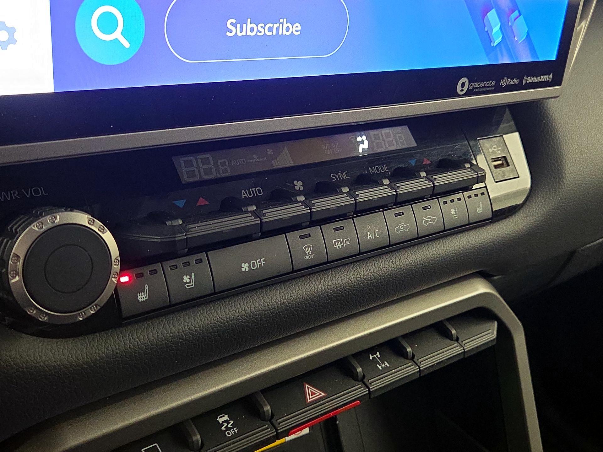 Thumbnail: 2023 Toyota Tundra - 17