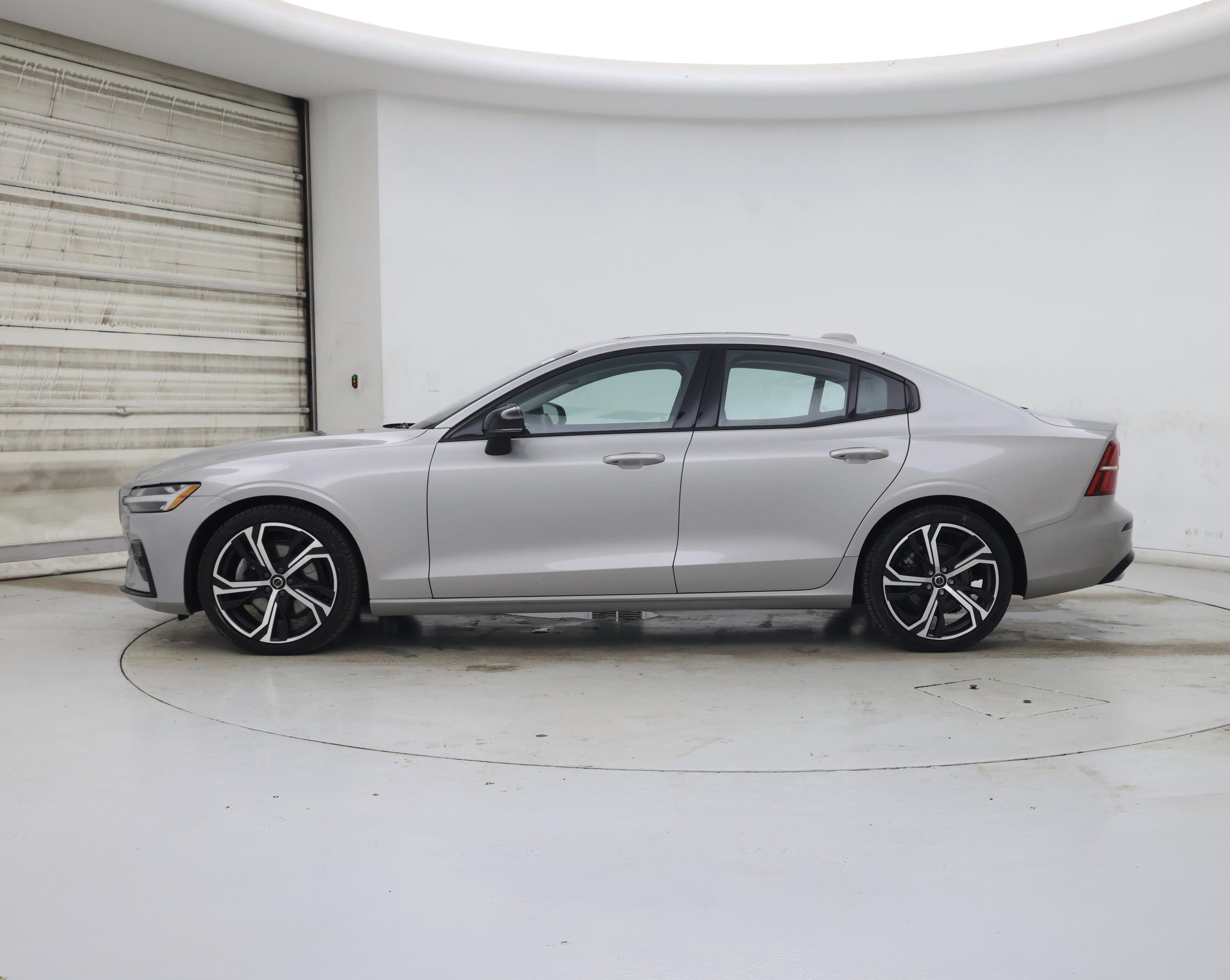 Thumbnail: 2024 Volvo S60 - 3