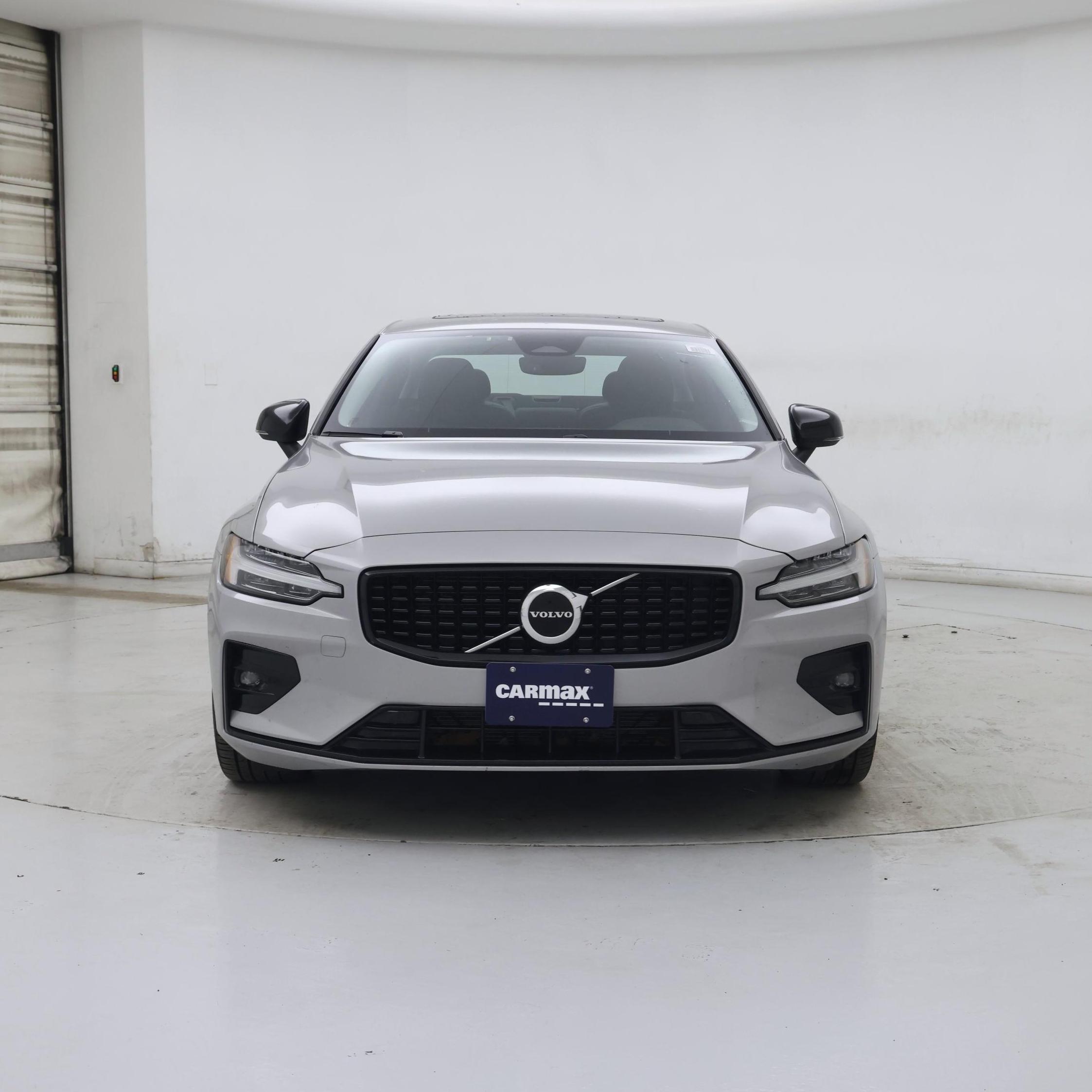 Thumbnail: 2024 Volvo S60 - 5