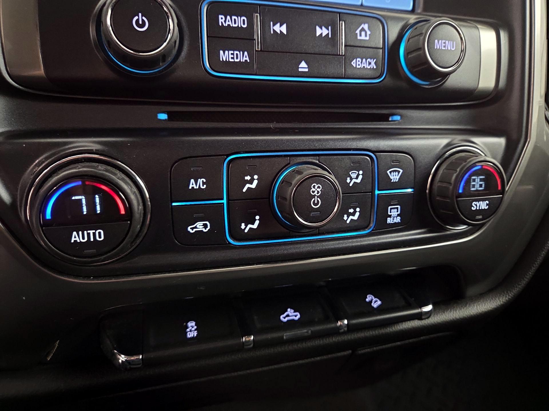 Thumbnail: 2016 Chevrolet Silverado 1500 - 16