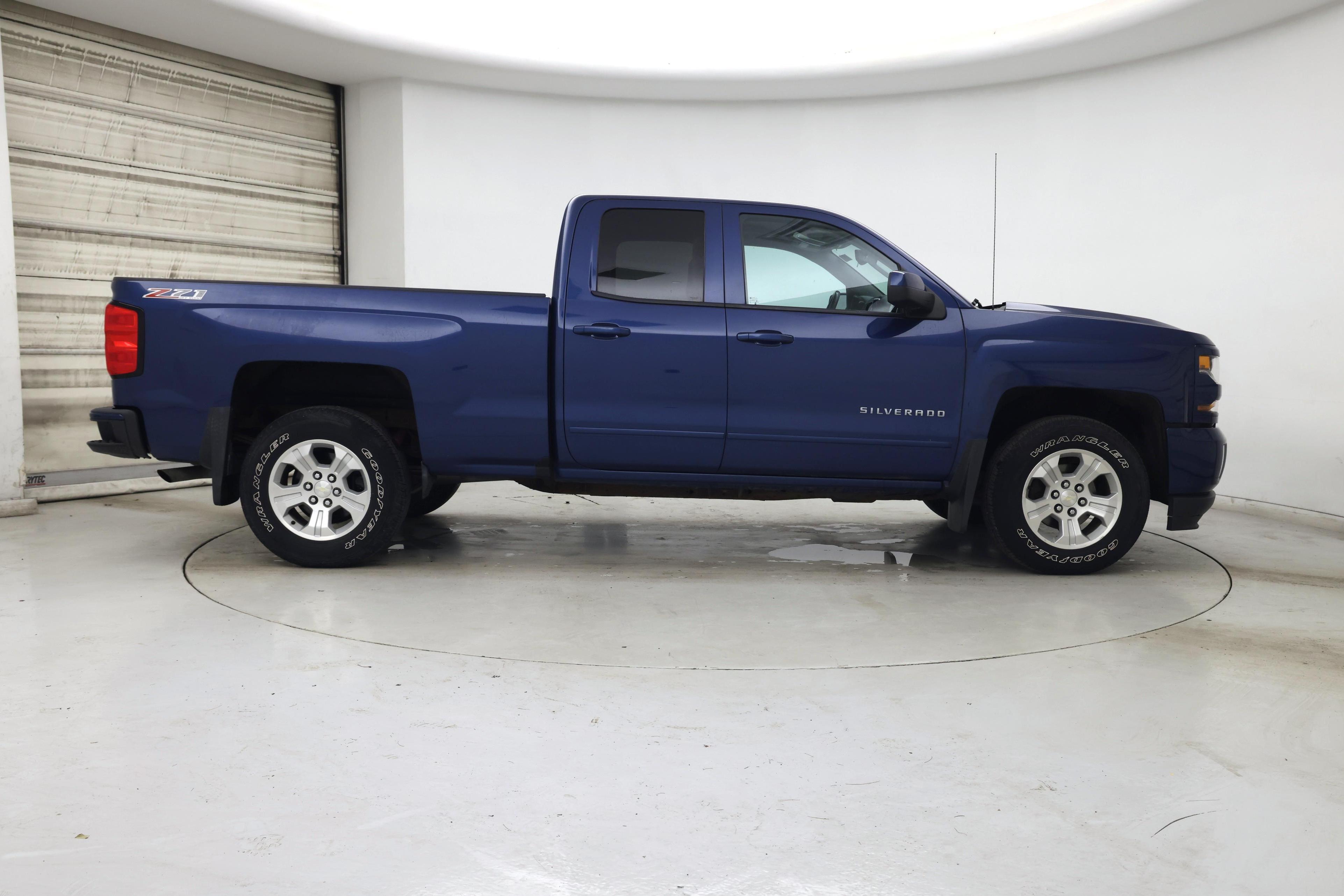 Thumbnail: 2016 Chevrolet Silverado 1500 - 7