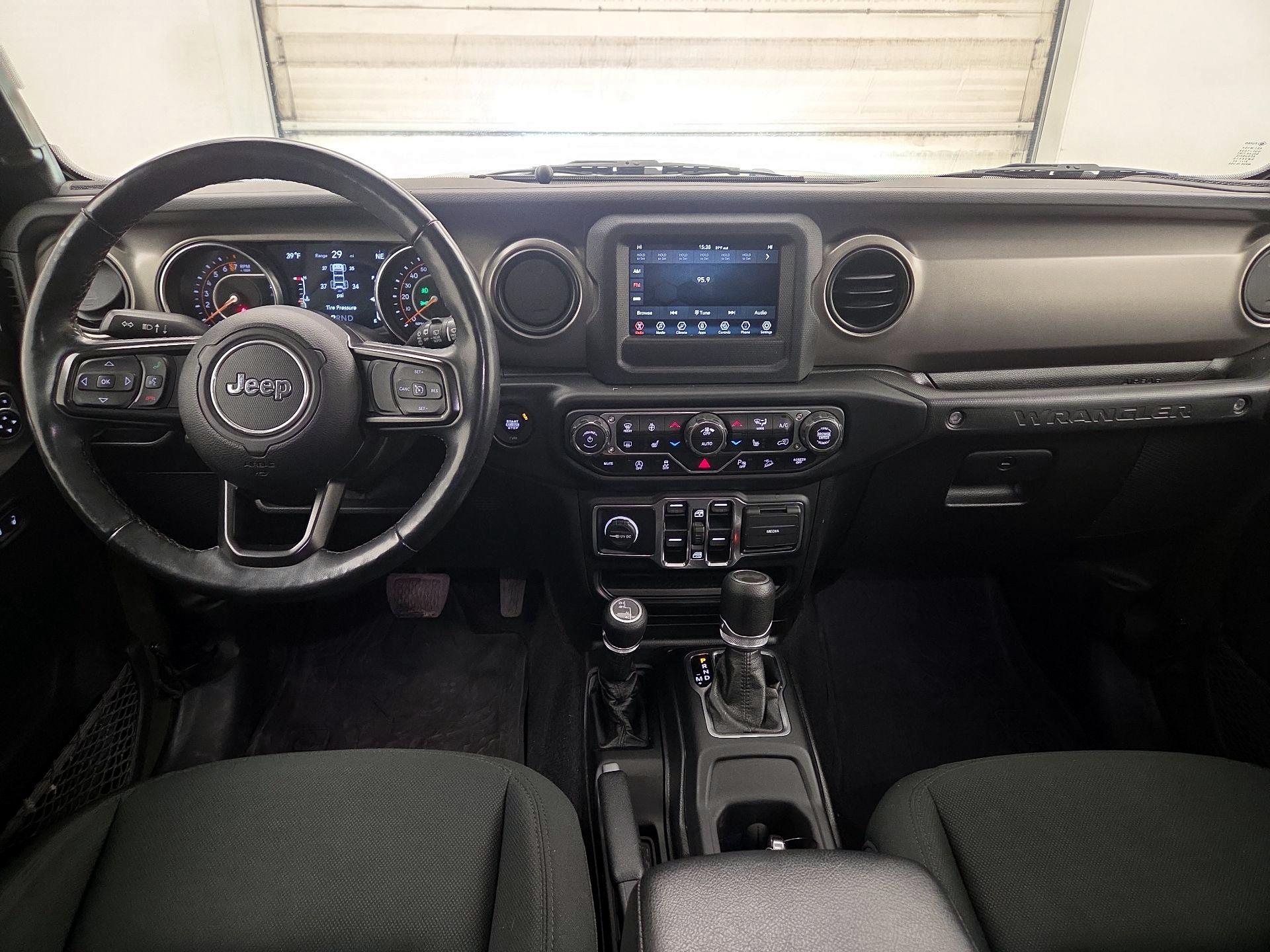 Thumbnail: 2021 Jeep Wrangler - 9