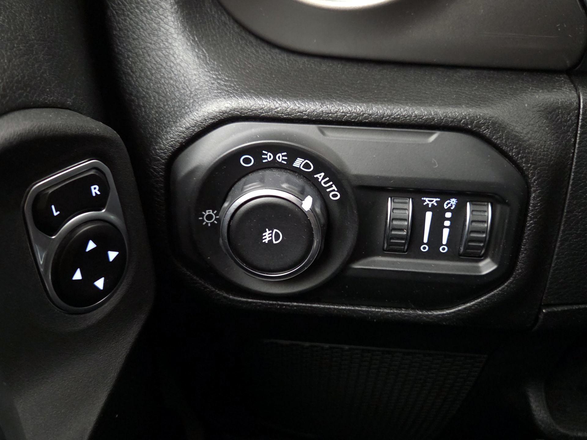 Thumbnail: 2021 Jeep Wrangler - 13