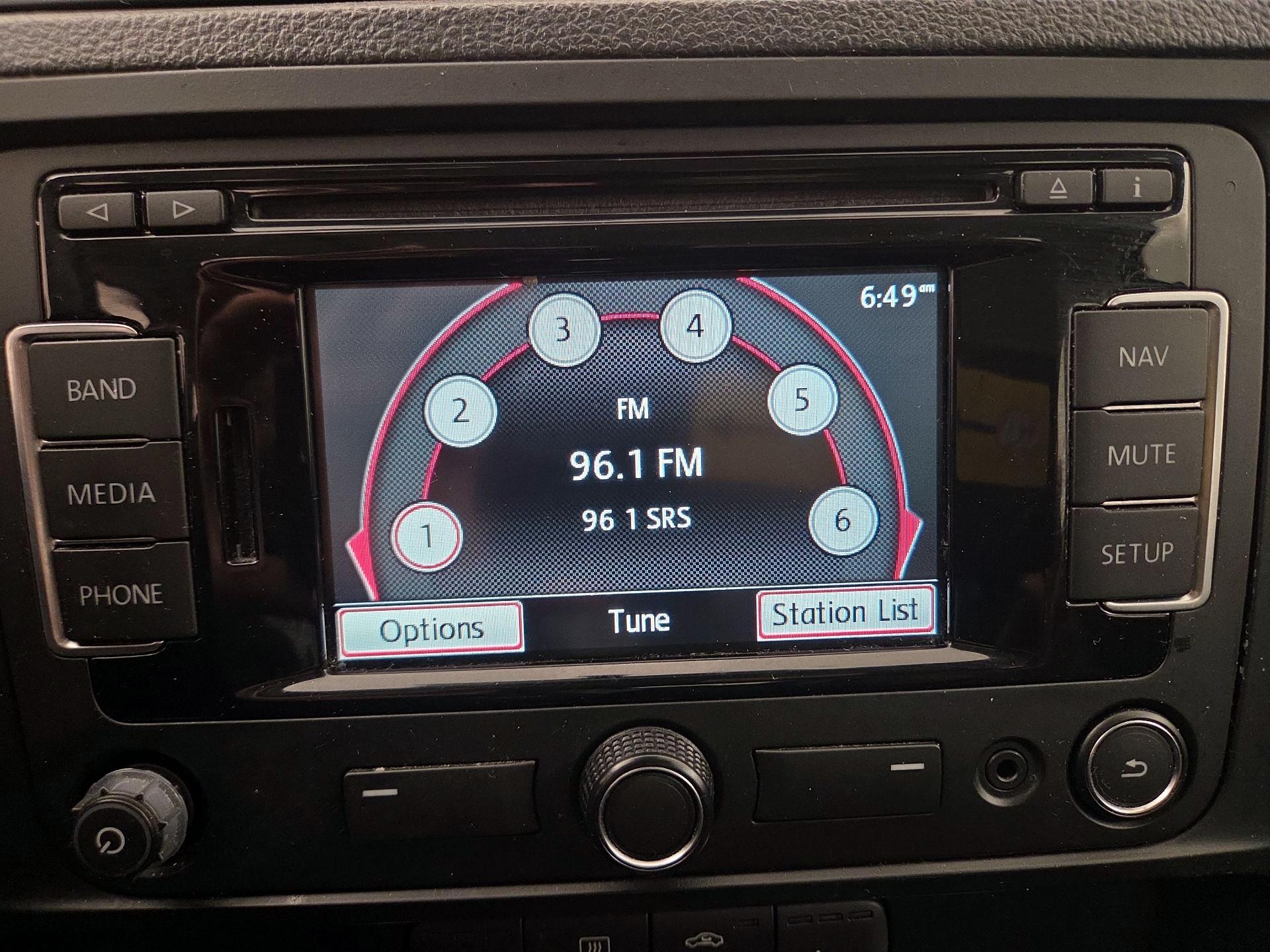 Thumbnail: 2015 Volkswagen Jetta - 15