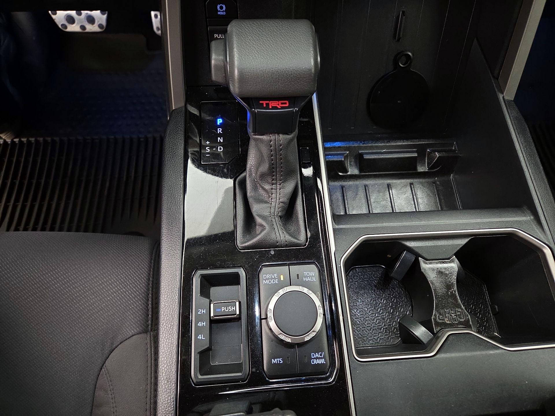 Thumbnail: 2024 Toyota Tundra - 17