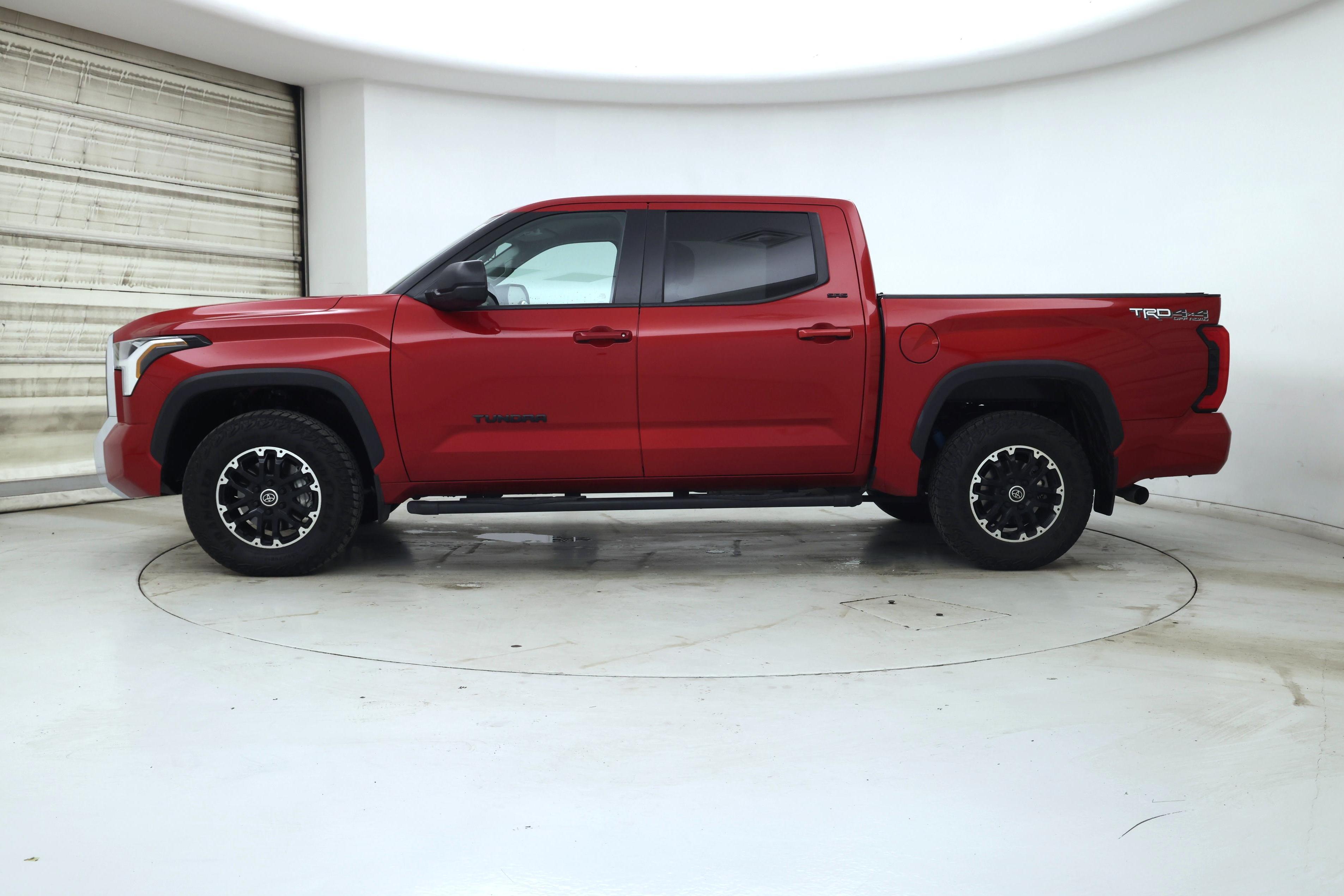 Thumbnail: 2024 Toyota Tundra - 3