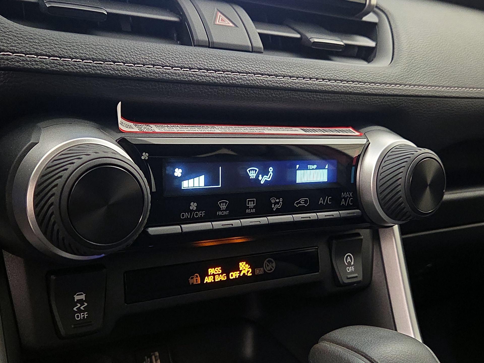 Thumbnail: 2025 Toyota RAV4 - 16